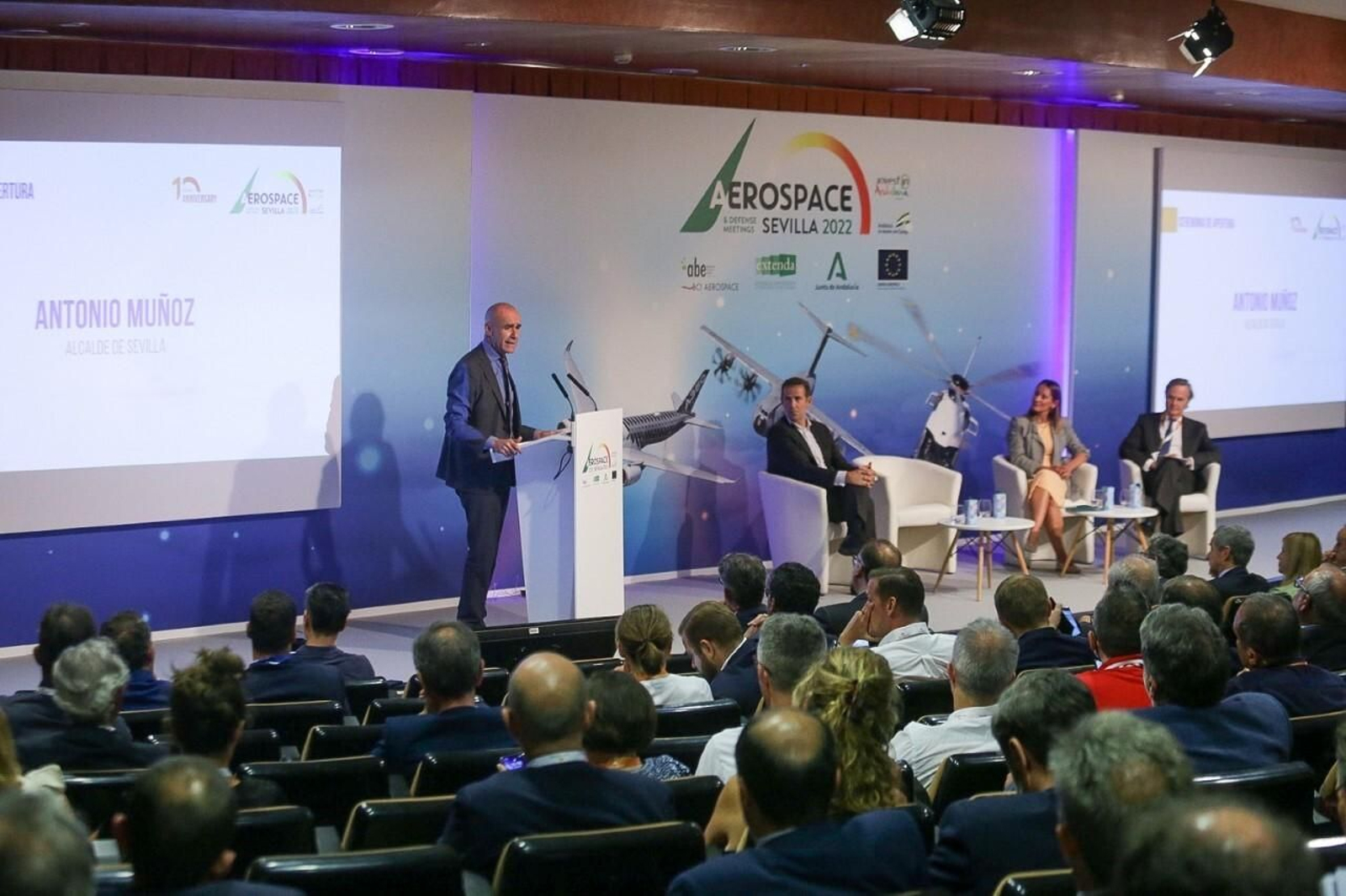 Antonio Muñoz, durante su intervención en un foro de Aerospace.