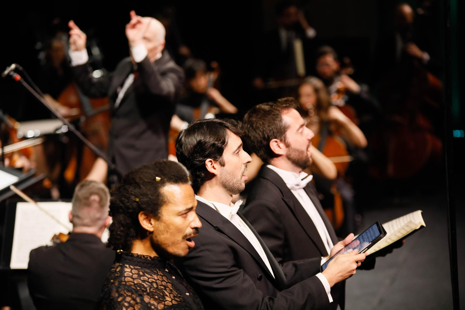 Imágenes de la novena Beethoven interpretado por la OCAL y Orfeón para Cajamar