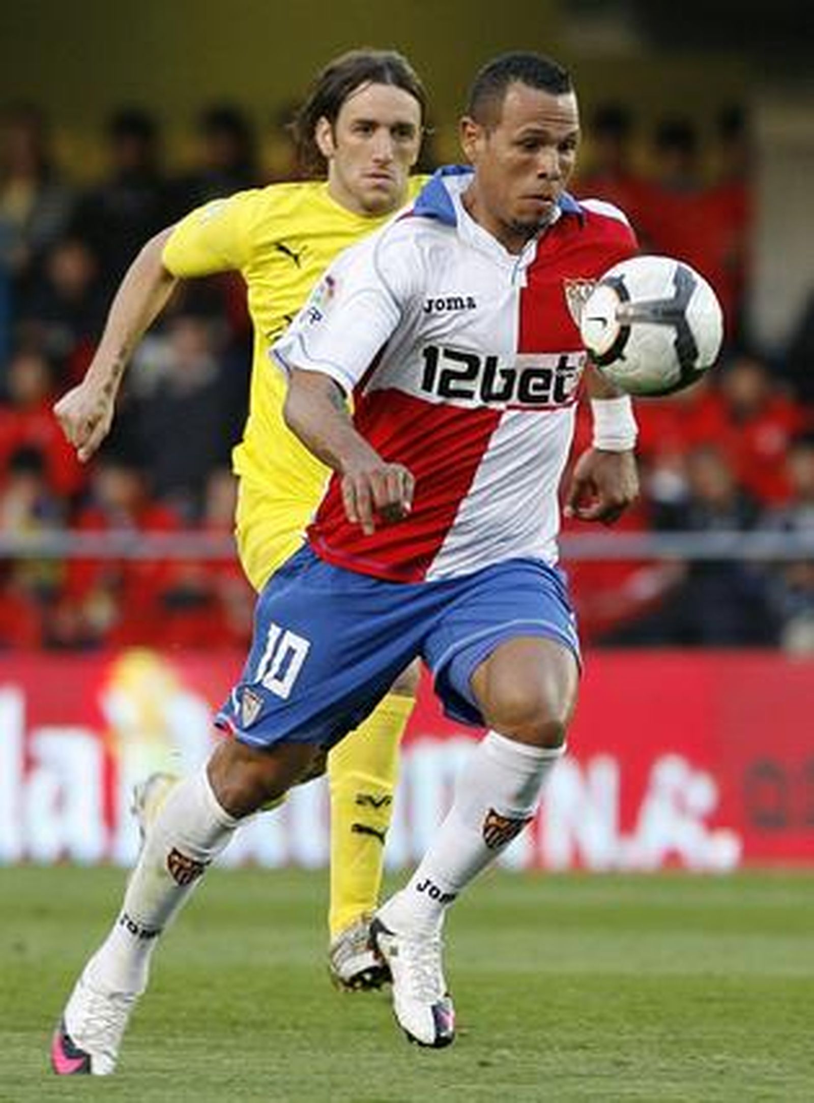 El Sevilla pierde estrepitosamente en el estreno de Antonio Álvarez como técnico. / Reuters