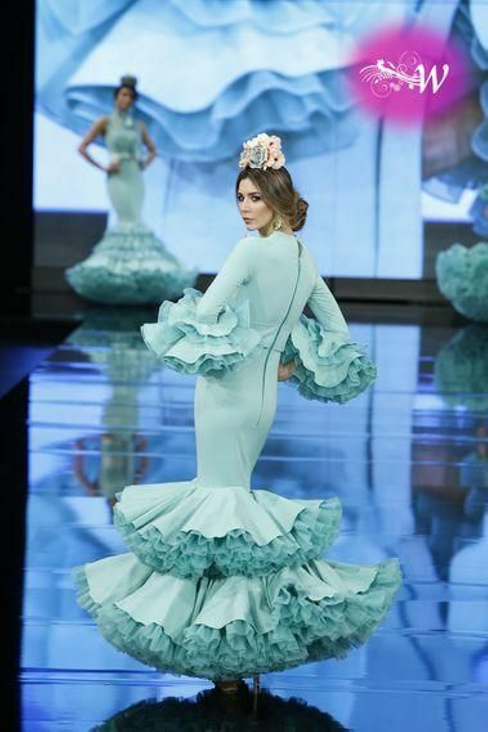 Carmen Raimundo presenta su colección de flamenca en SIMOF 2020, todas las fotos