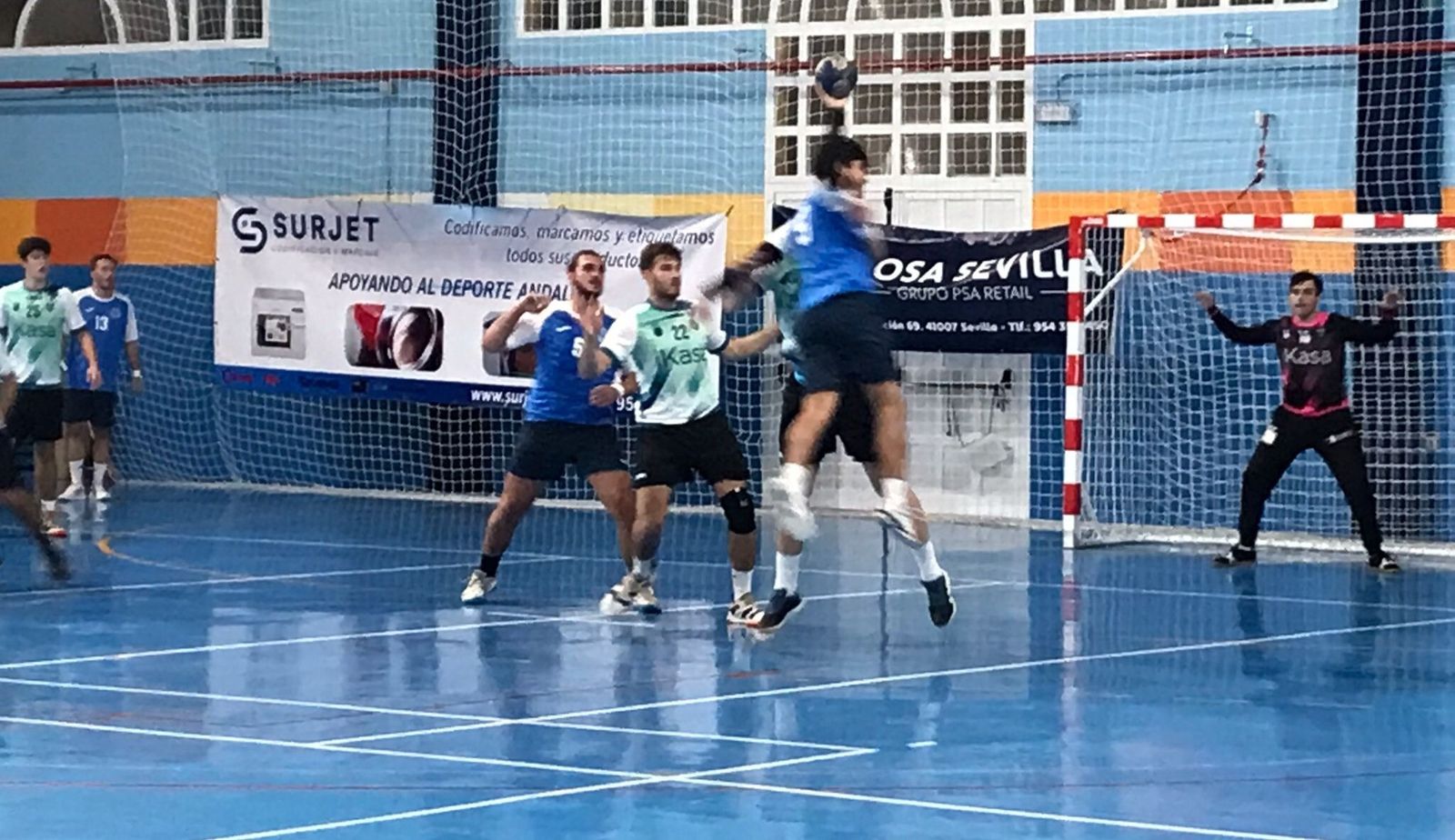 Una imagen del último partido del BM Montequinto ante el Ikasa