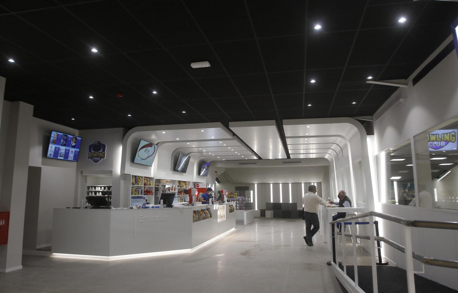 Los nuevos cines Axion del centro comercial El Arcángel, en fotografías