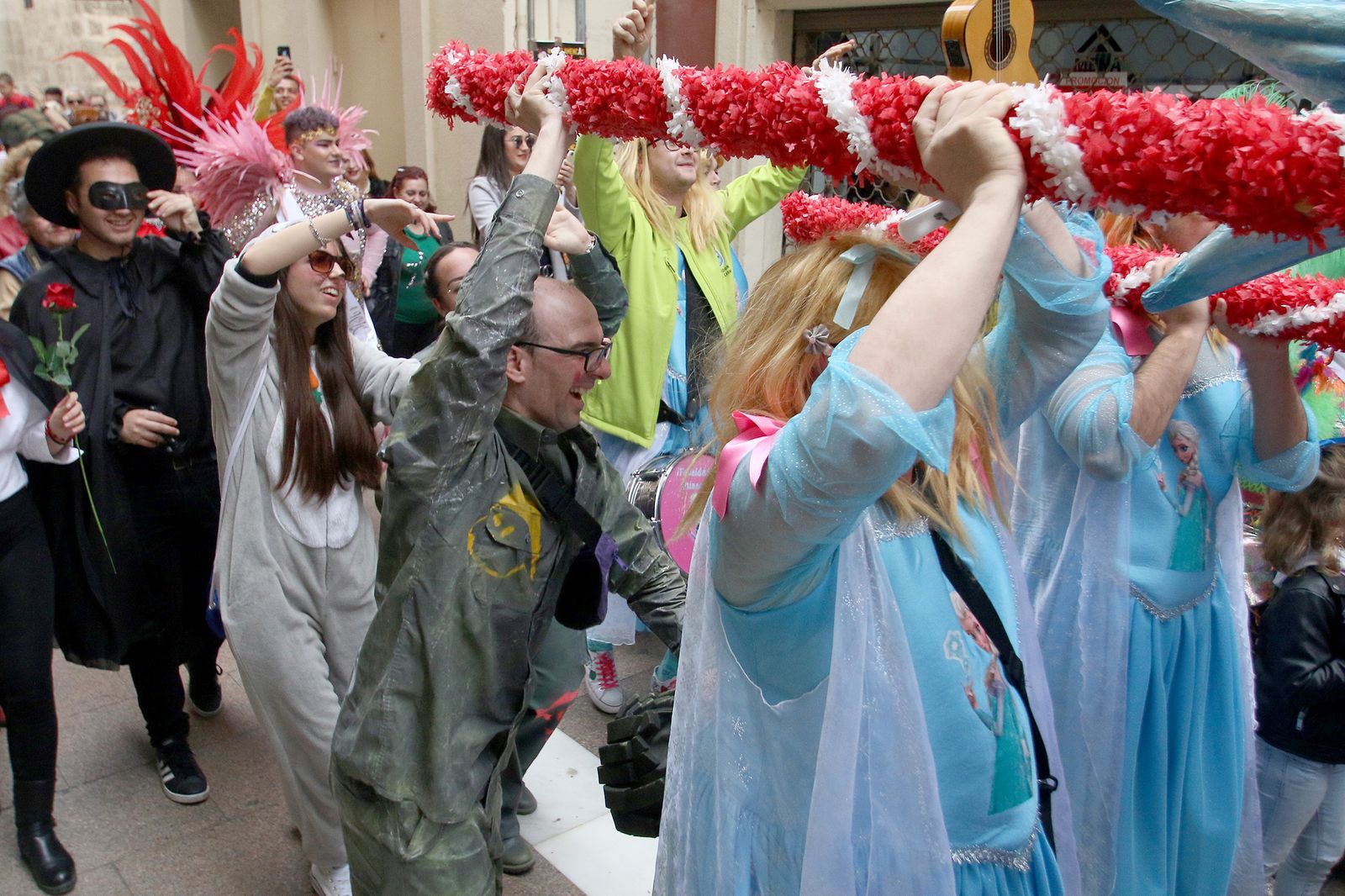 Fotogalería del Entierro de la Sardina. Carnaval Almería 2020