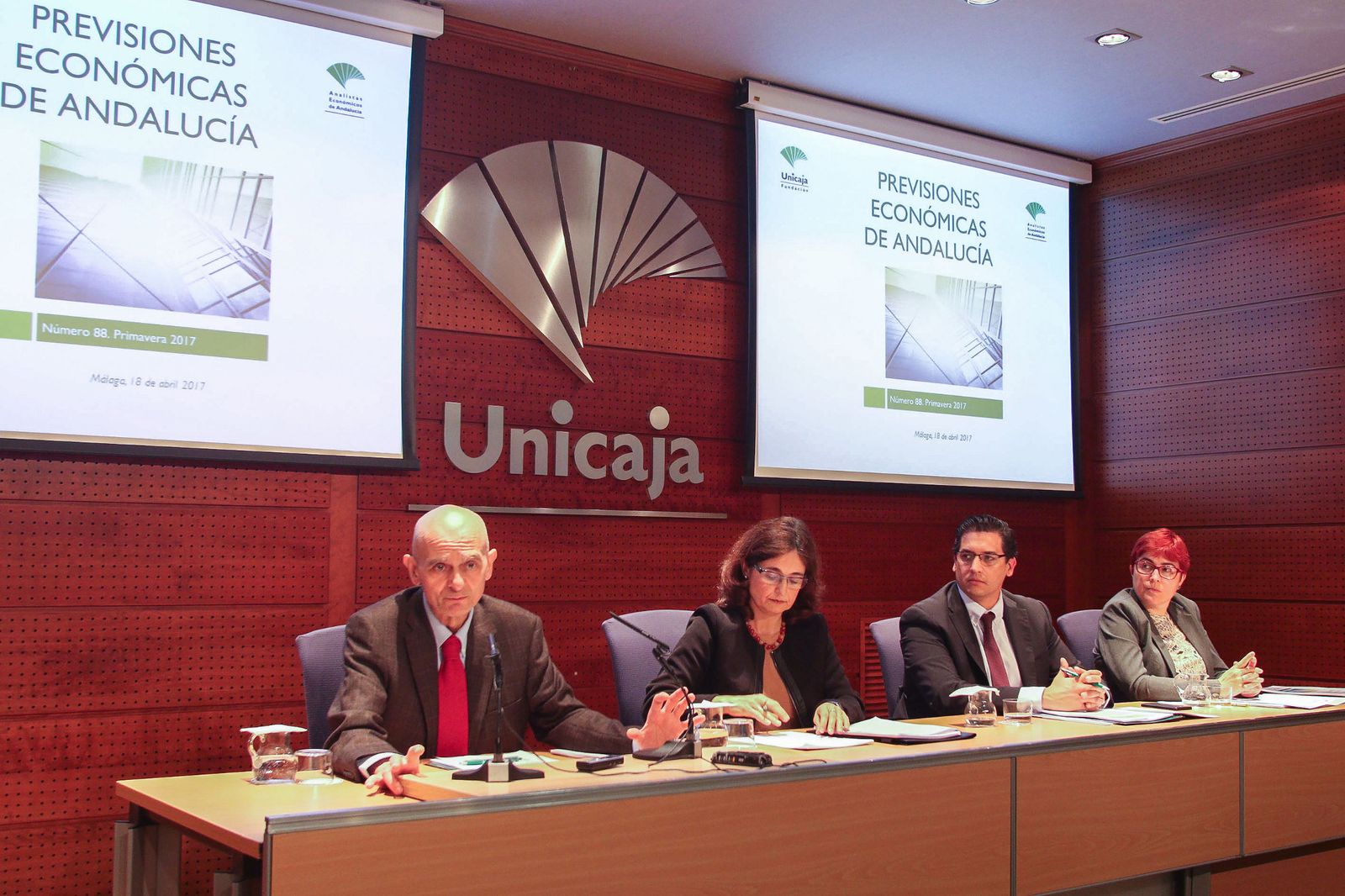 Presentación del informe de previsiones económicas este martes.