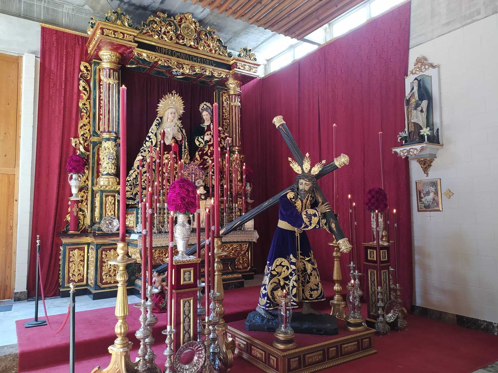 Altar de Afligidos en el Cristo.