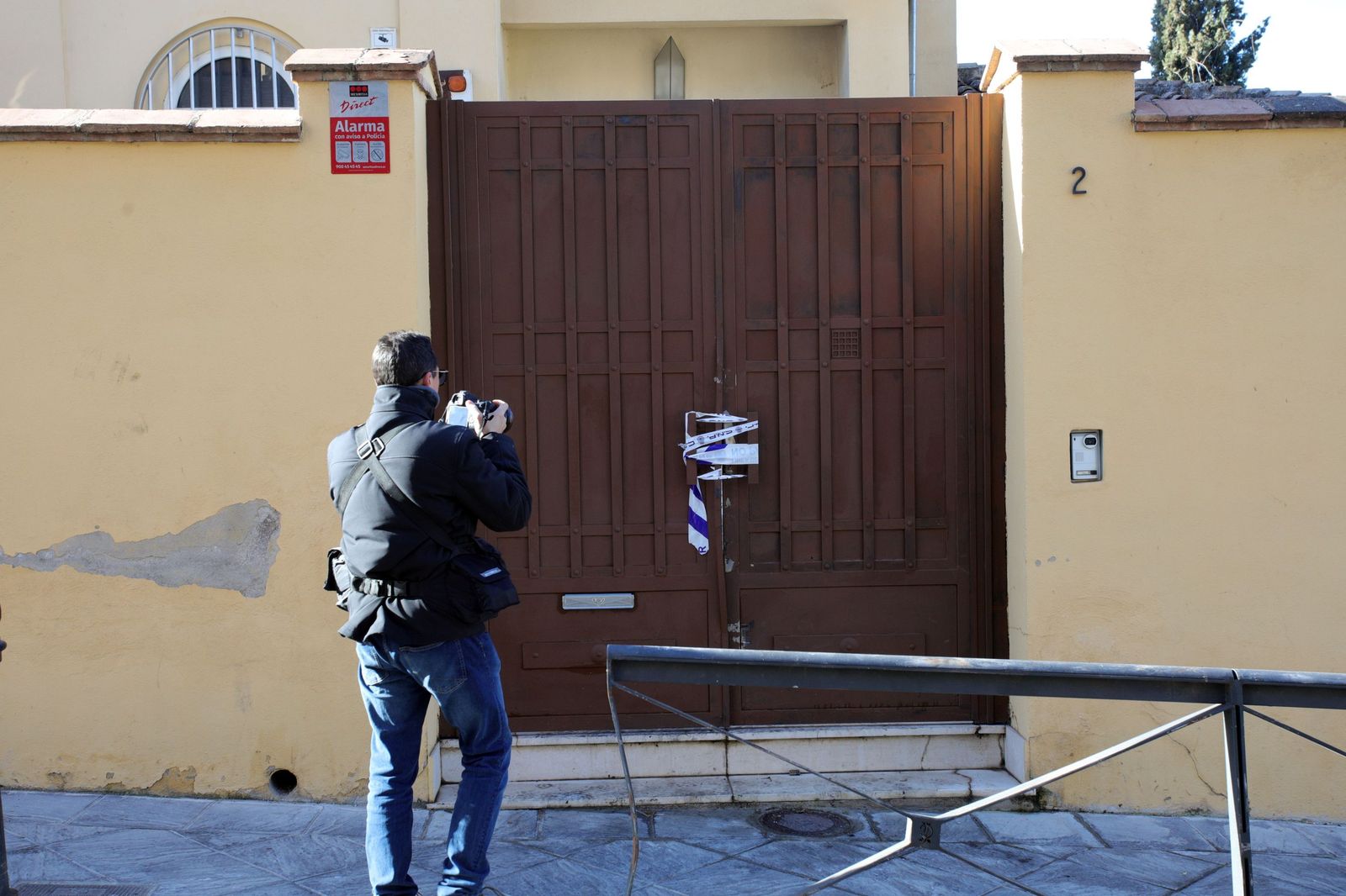Vivienda en Granada donde se ha producido el incendio.