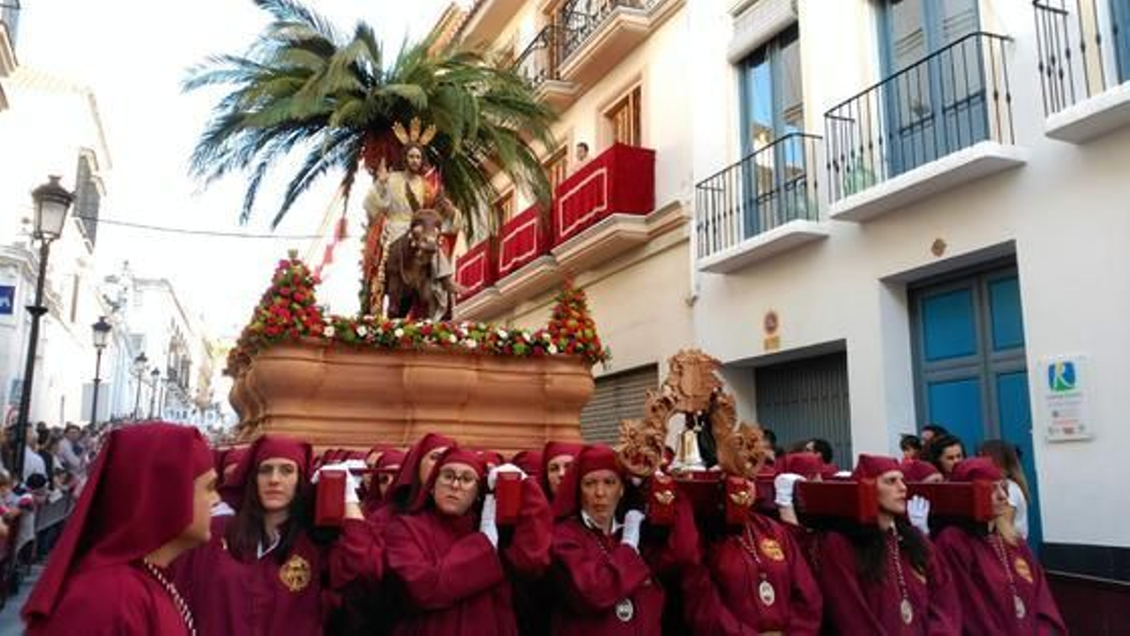 Procesión de la Pollinica por las calles de Vélez.

Foto: Mayte Cortés / Elisa Moreno