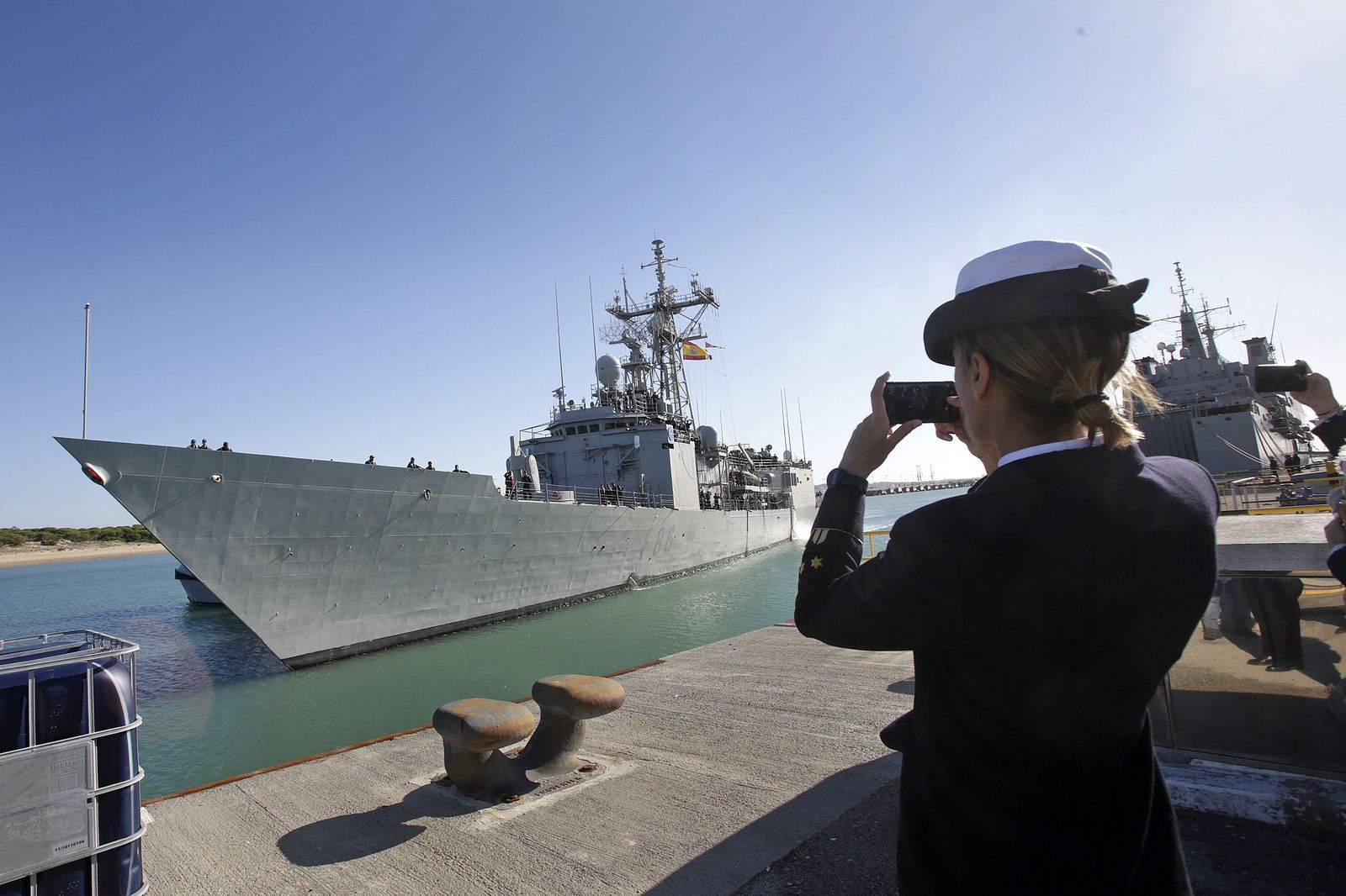 Las mejores imágenes del regreso de la fragata 'Canarias'