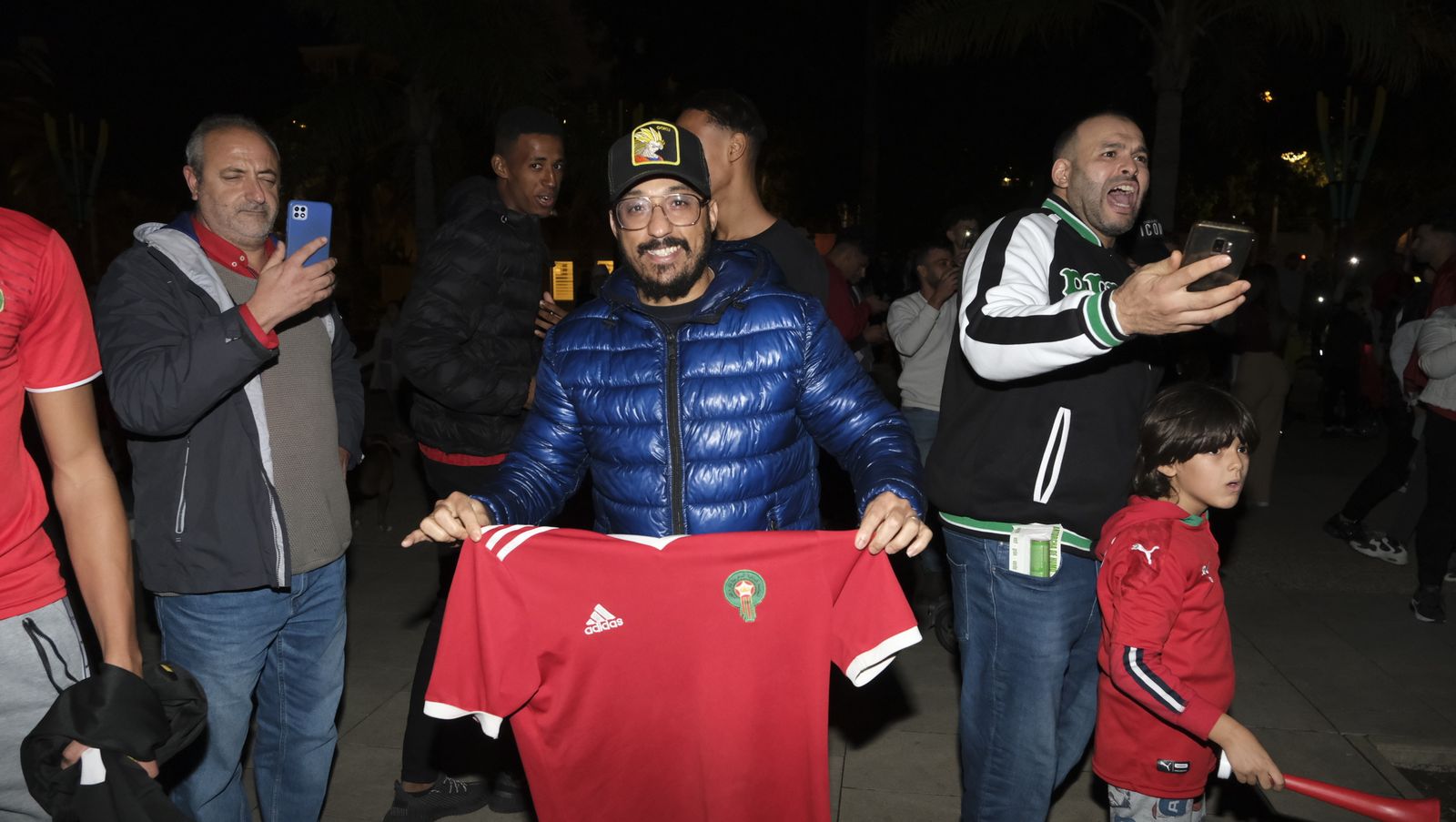 Imágenes de la celebración en Almería, del pase a semifinales de Marruecos en el Mundial de Fútbol de Qatar