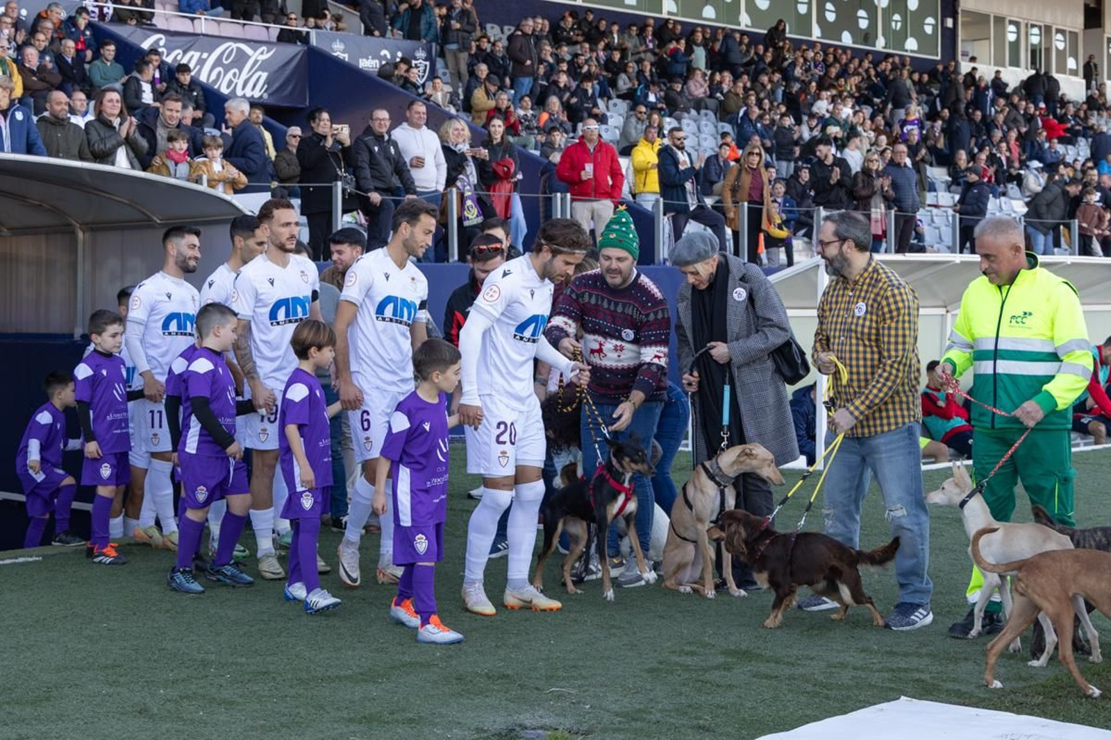La remontada del Real Jaén al CD Torreperogil, en imágenes