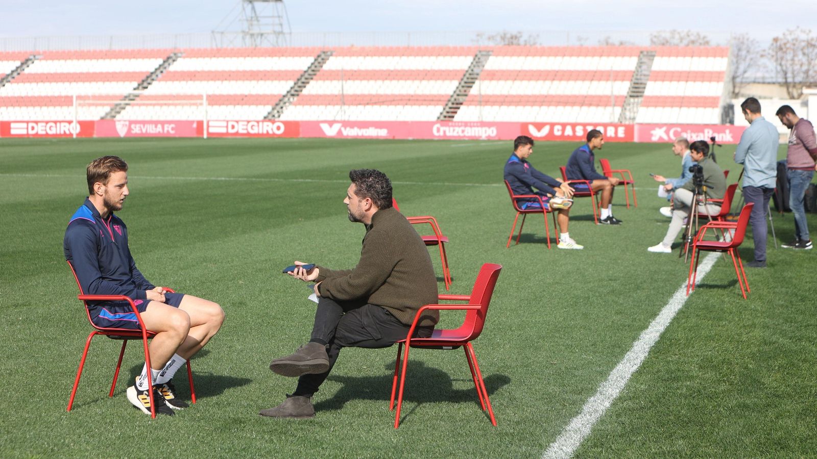 Durante la conversación. Durante la conversación.