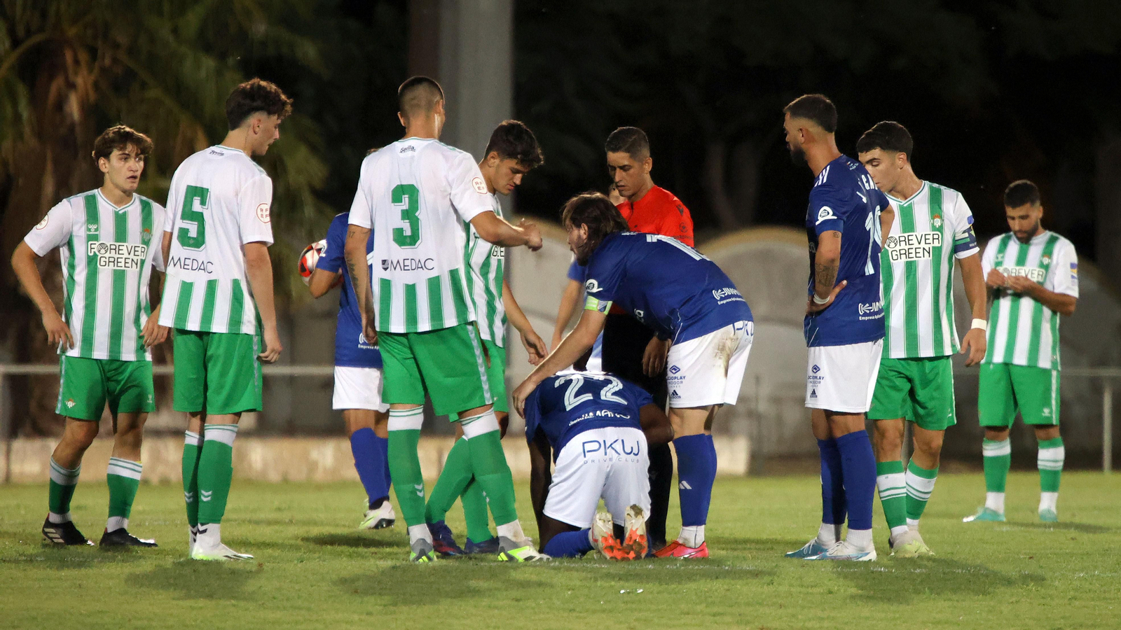 Trofeo Feria de la Vendimia entre Xerez CD y Betis Deportivo