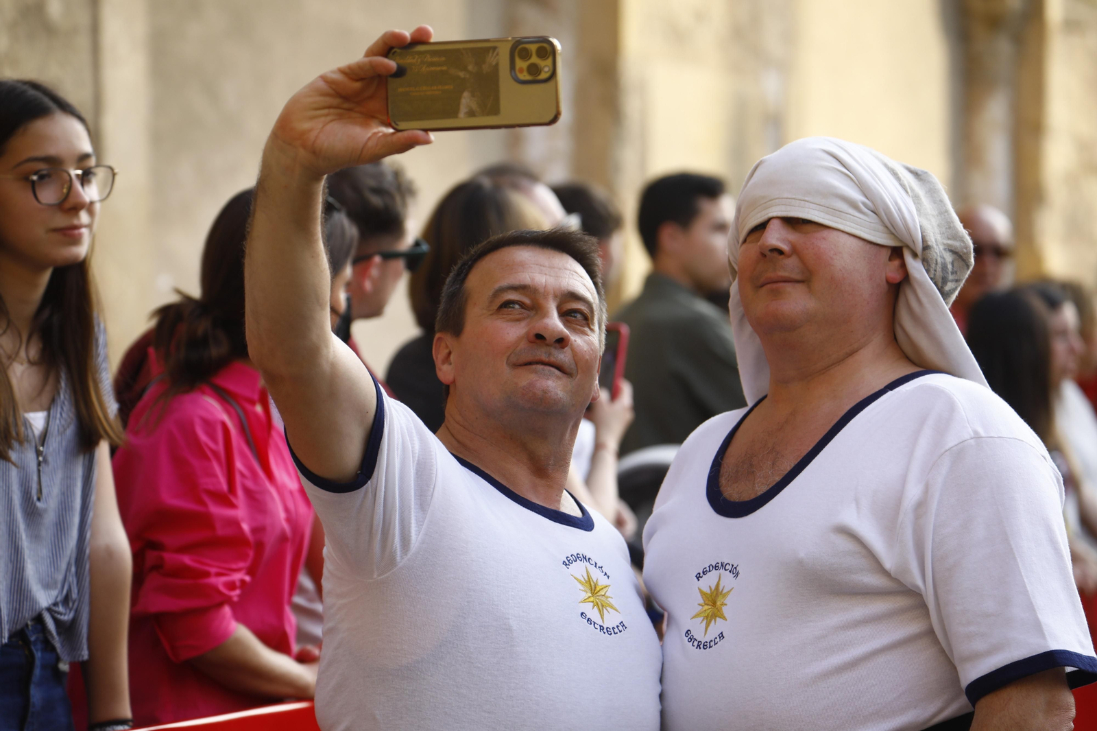 El traslado de la hermandad de la Estrella de Córdoba, en imágenes