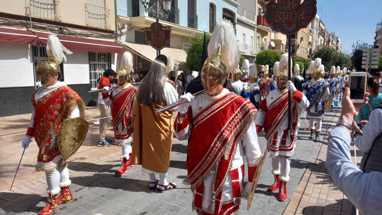 Desfile del Imperio del Domingo de Puente Genil.