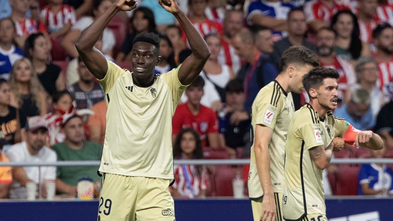 La salida de Samu aún no se le ha olvidado a la afición rojiblanca.