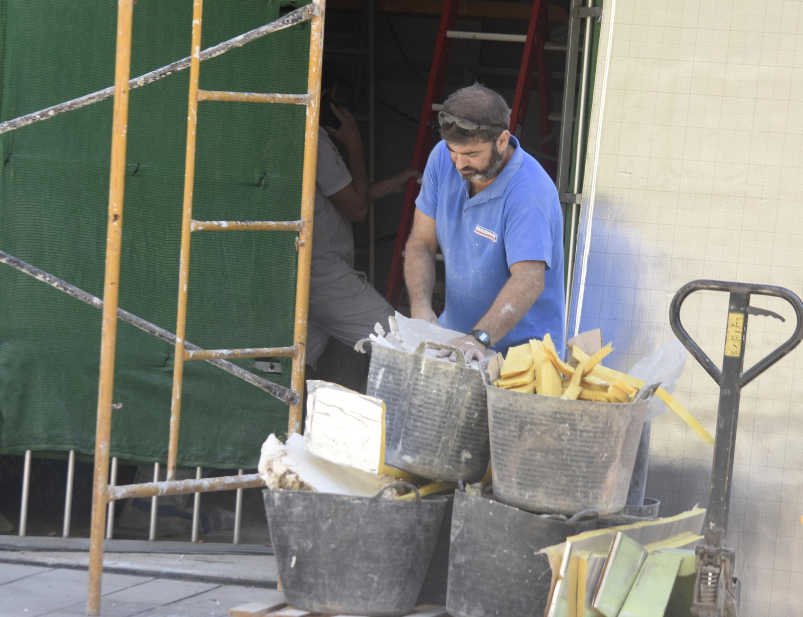 La construcción amortiguó (en parte) la fuerte subida del paro en enero en Córdoba.