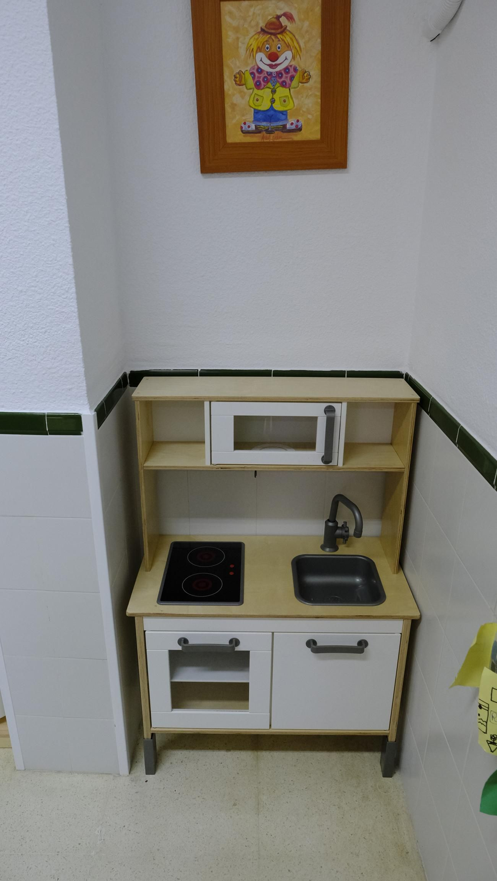 Inauguración del curso escolar infantil en el centro Santo Ángel de la Guarda, en imágenes