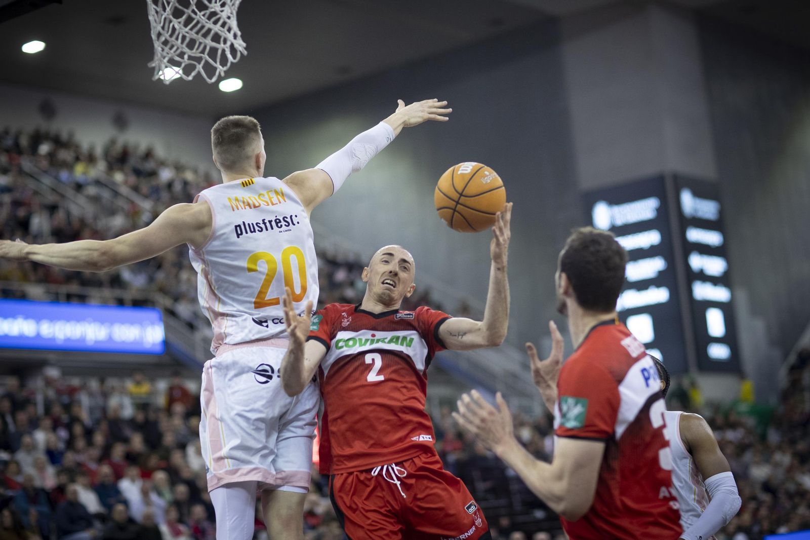 Las mejores imágenes del Covirán Granada-Hiopos Lleida