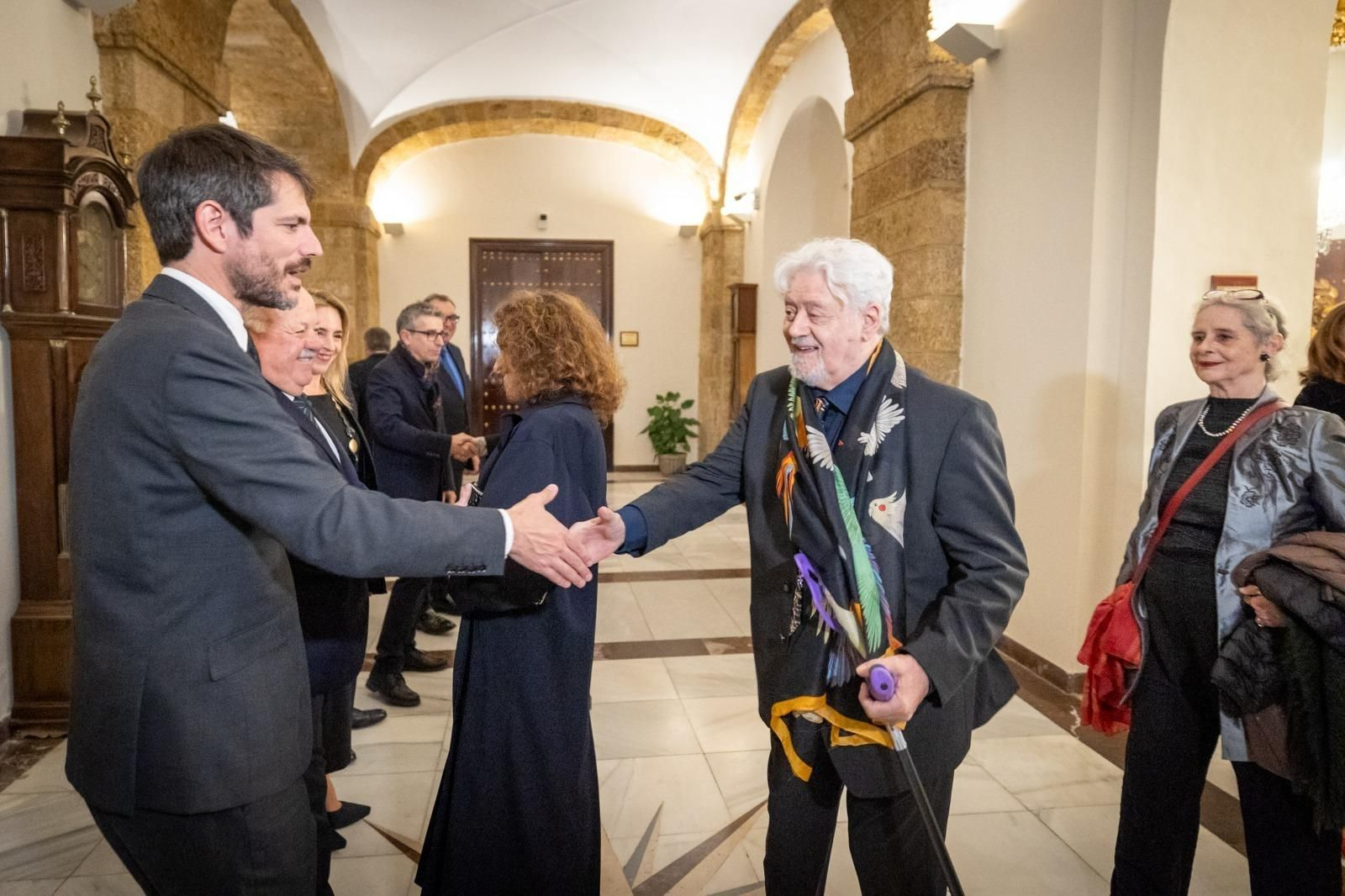 Las imágenes de la cena de los premiados con la Medalla de Oro de las Bellas Artes en la Diputación de  Cádiz