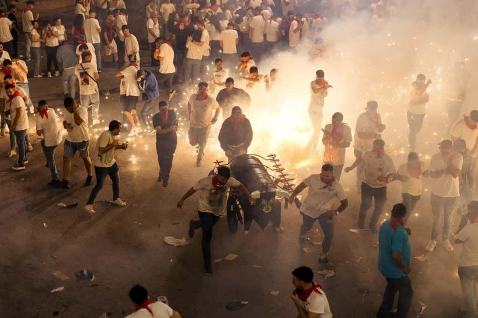 Así se han vividoi los Toros de Fuego por el Cristo de la Luz de Dalías