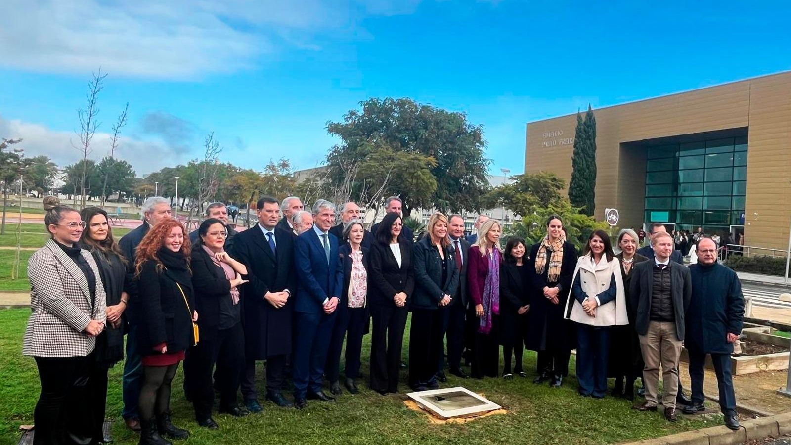 Primera piedra simbólica del Museo de las Américas en Huelva.