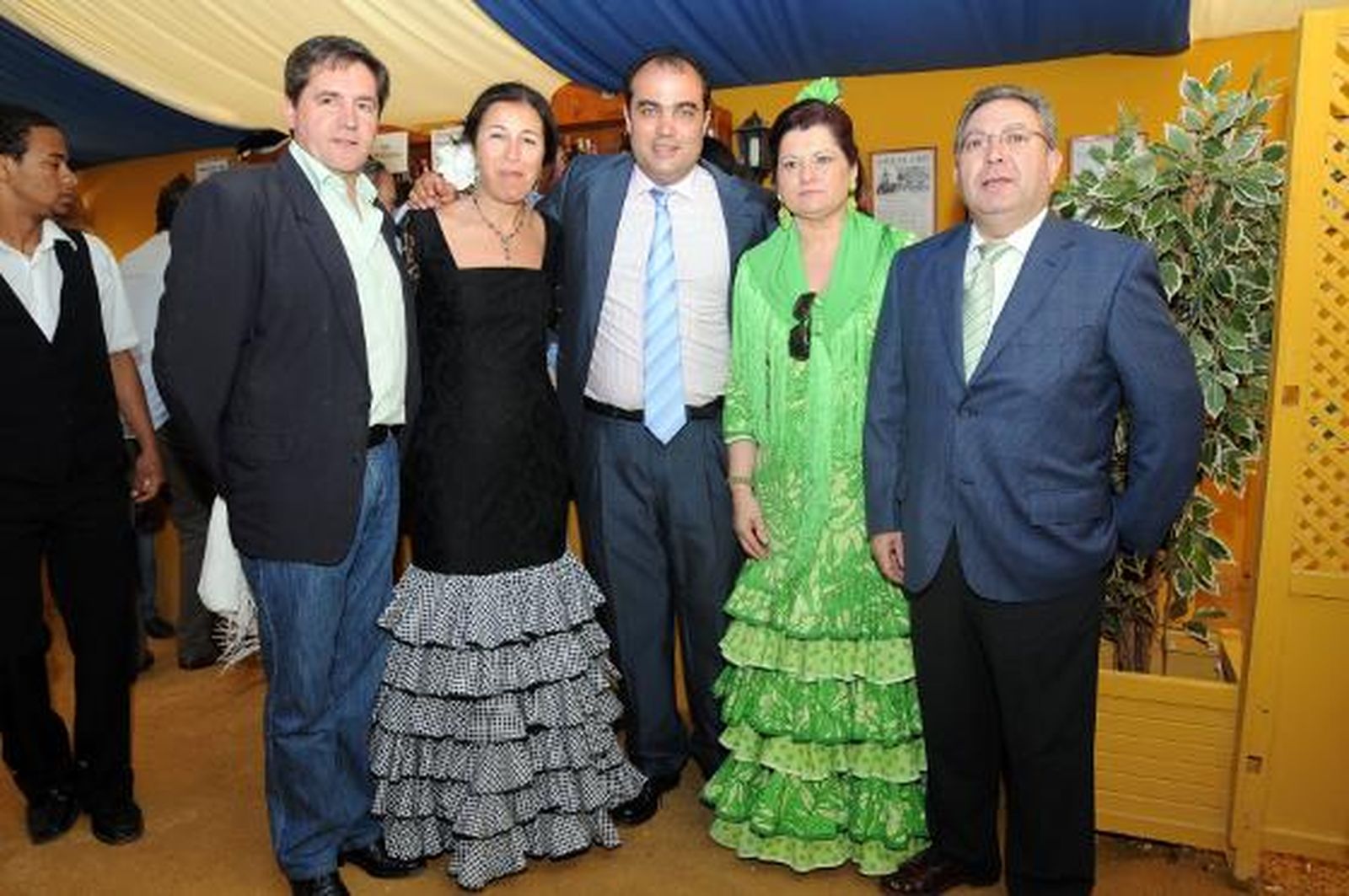 José Gutiérrez, la periodista Tily Santiago, David Fernández, Juani Sánchez y Ramón Invernon. 

Foto: Manuel Mateo