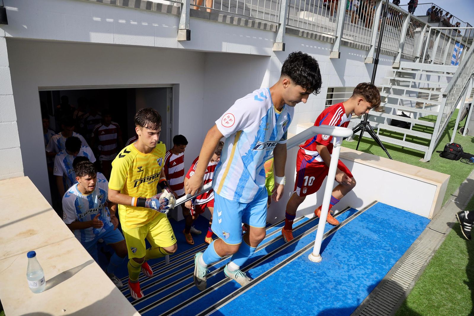 Las fotos del histórico primer partido oficial en La Academia del Málaga CF