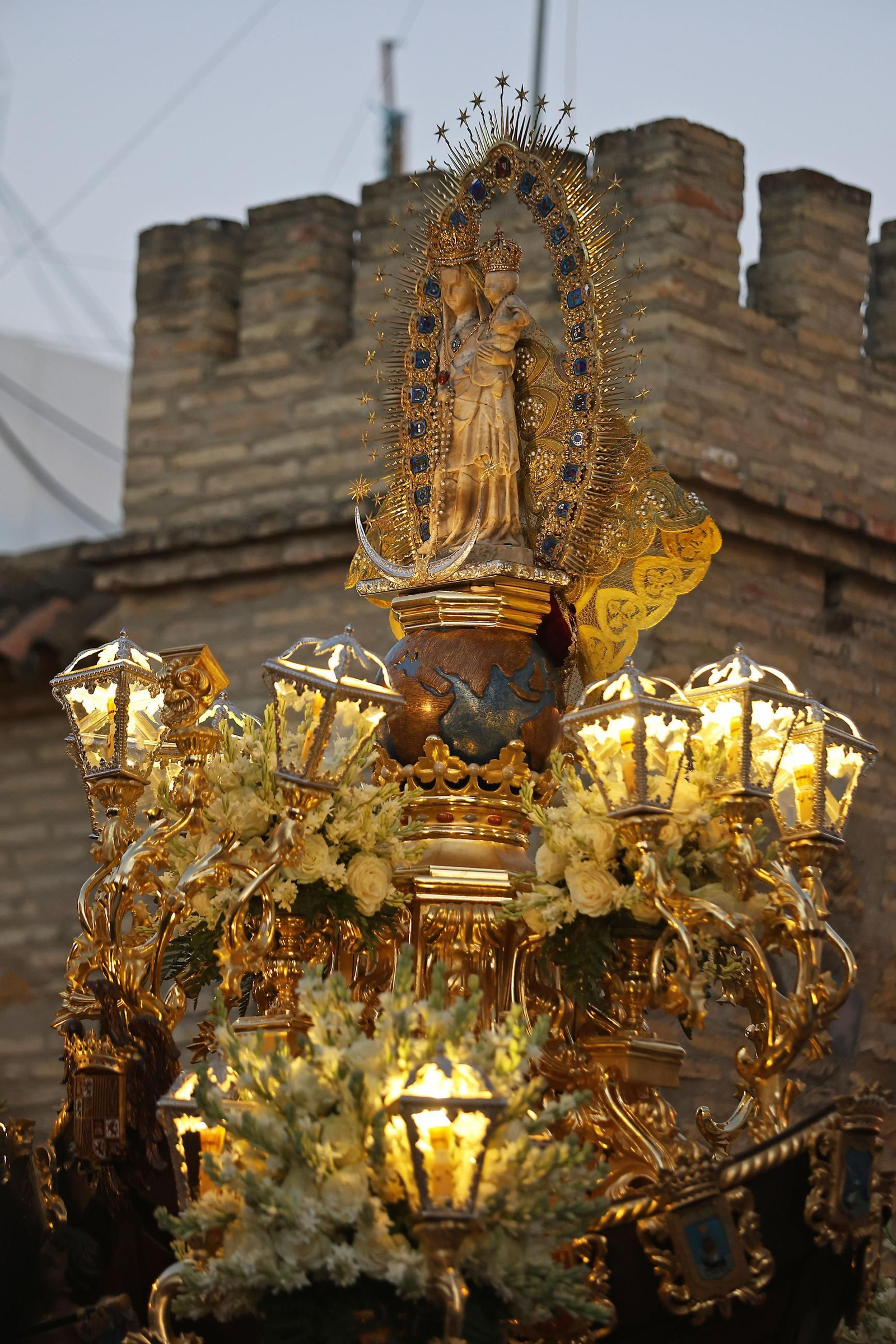 Imágenes de la procesión de Nuestra Señora de los Milagros en Palos de la Frontera Imágenes de la procesión de Nuestra Señora de los Milagros en Palos de la Frontera
