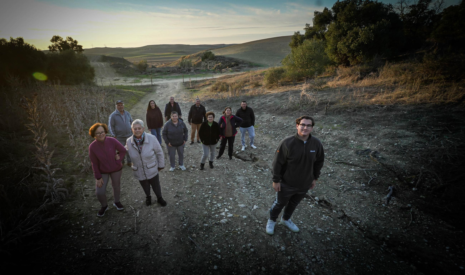 Imágenes de los vecinos de Mesas de Asta en los terrenos de Asta Regia