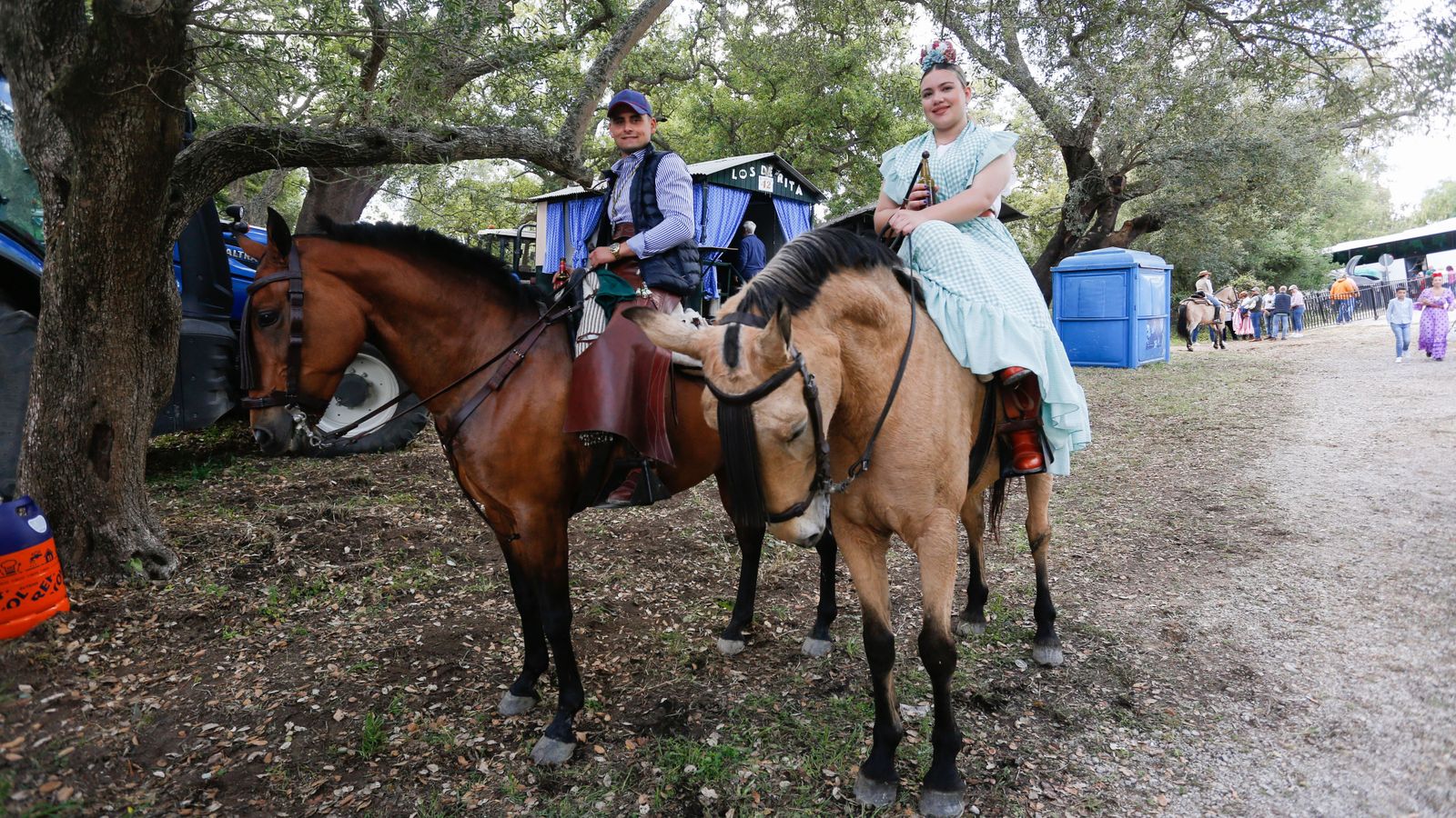 Búscate en las fotos del domingo en la romería de Los Barrios