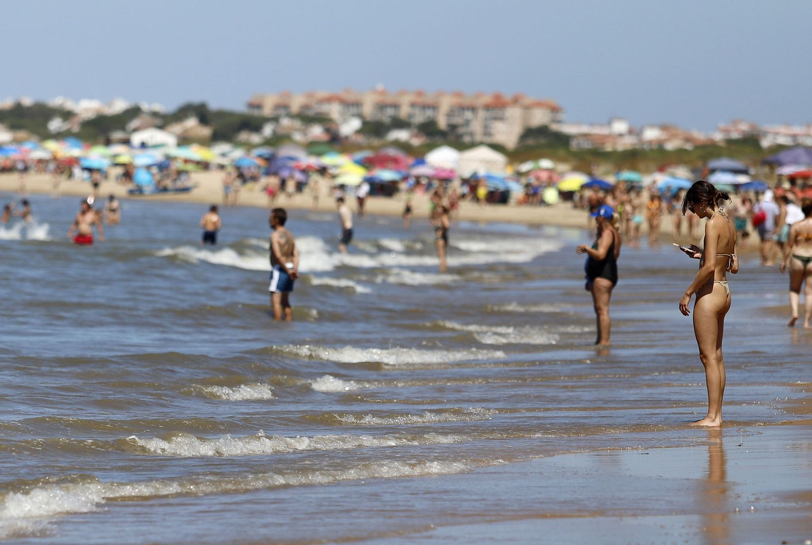 Imágenes de las playas de Huelva en el sábado 15 de agosto
