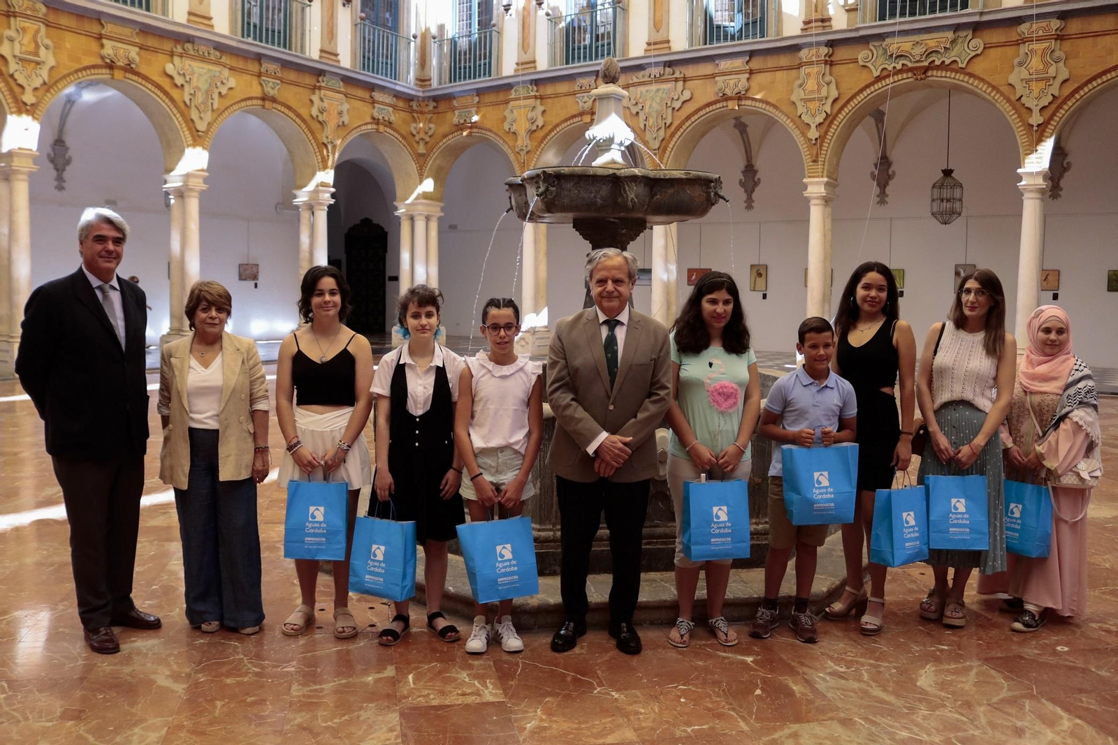 Las mejores imágenes de la entrega de premios del II Certamen de Dibujos en conmemoración del Día Mundial del Agua