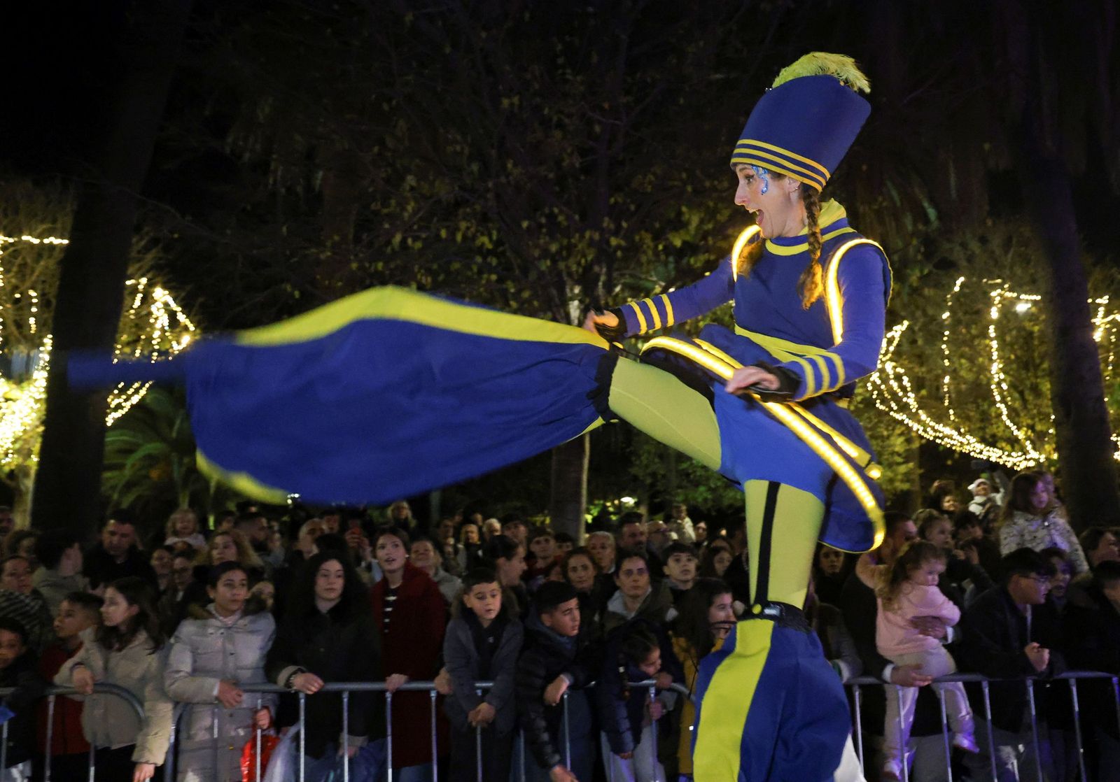 Los Reyes Magos llenan Málaga de ilusión tras la lluvia