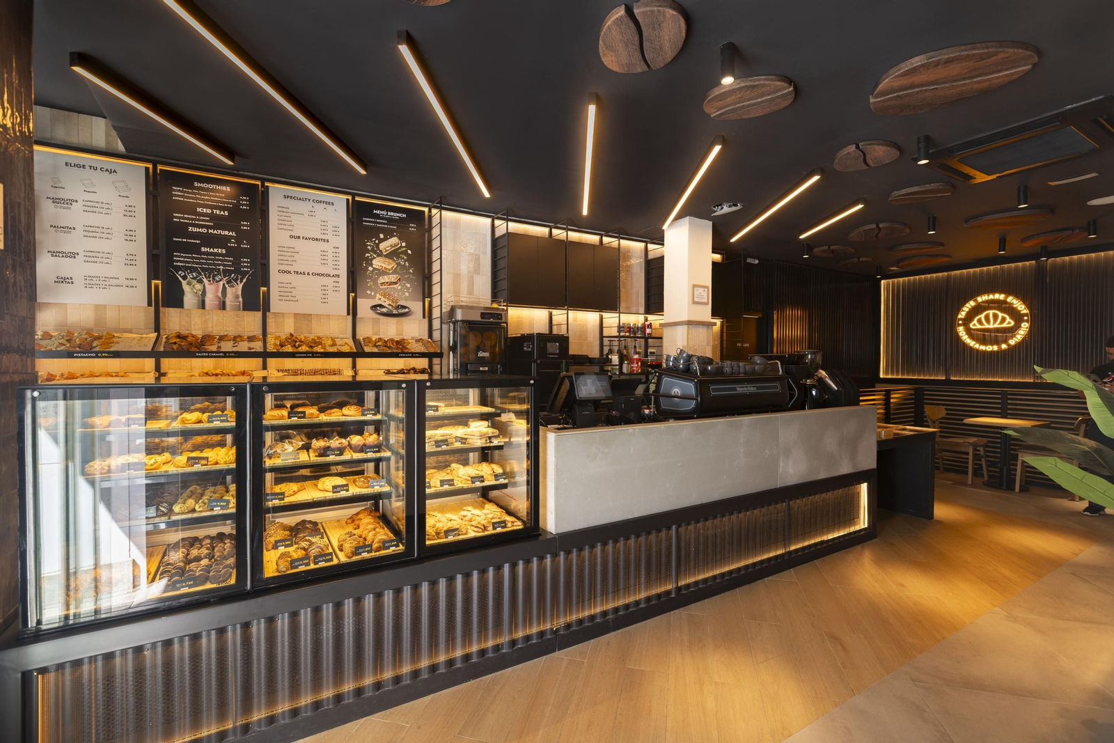 Interior de un local de Manolo Bakes.
