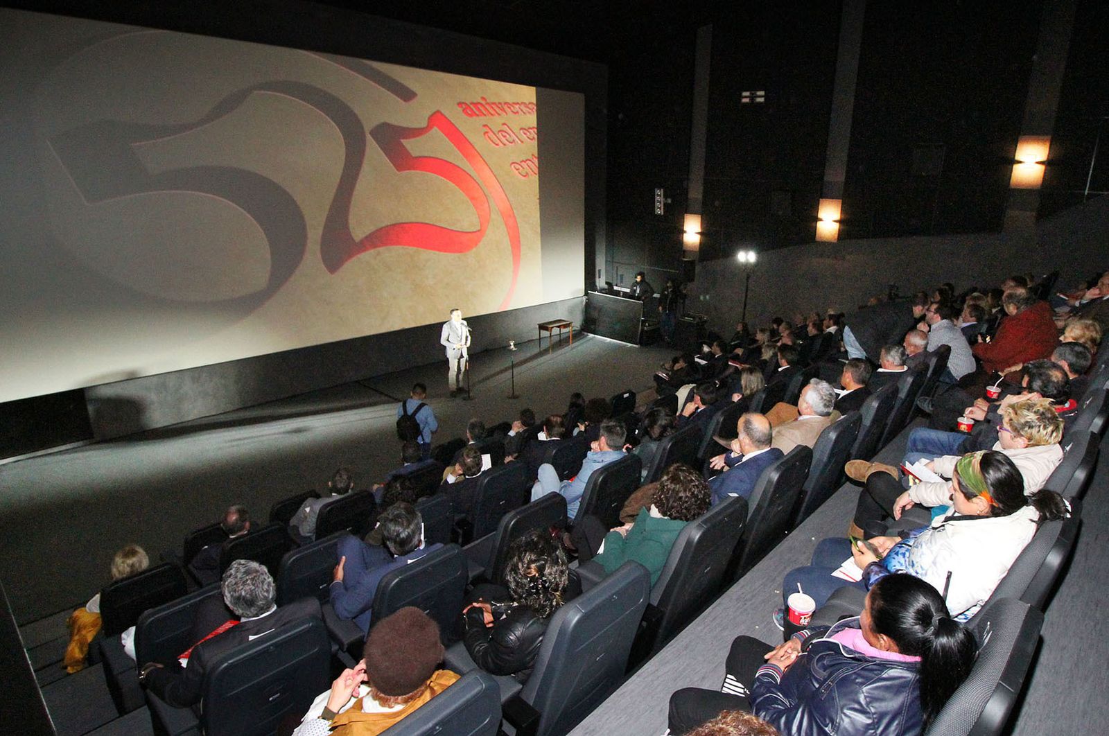 525 Aniversario del encuentro entre dos mundos