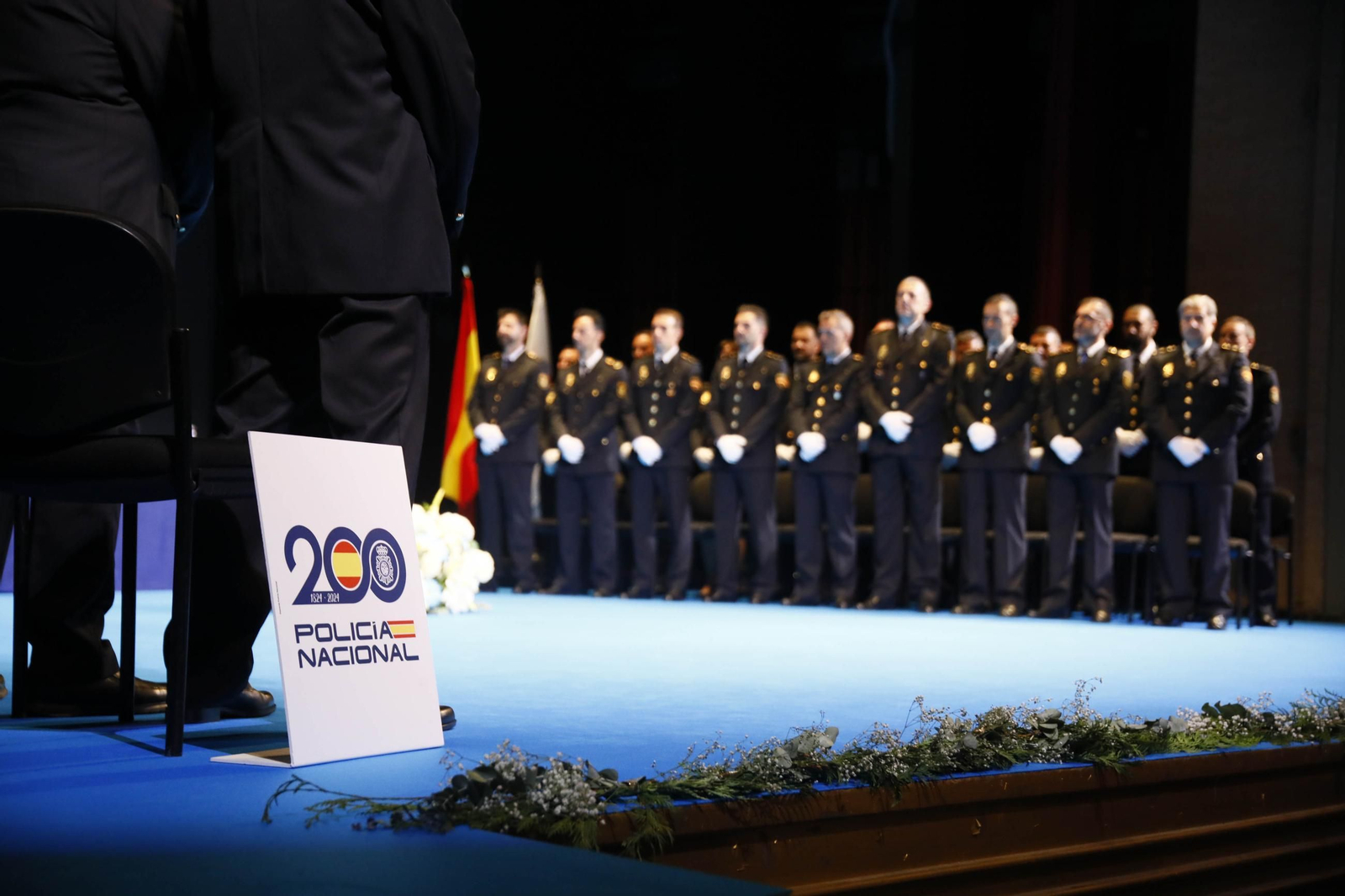 Las imágenes de la celebración del Patrón de la Policía Nacional en Almería, los Santos Ángeles Custodios