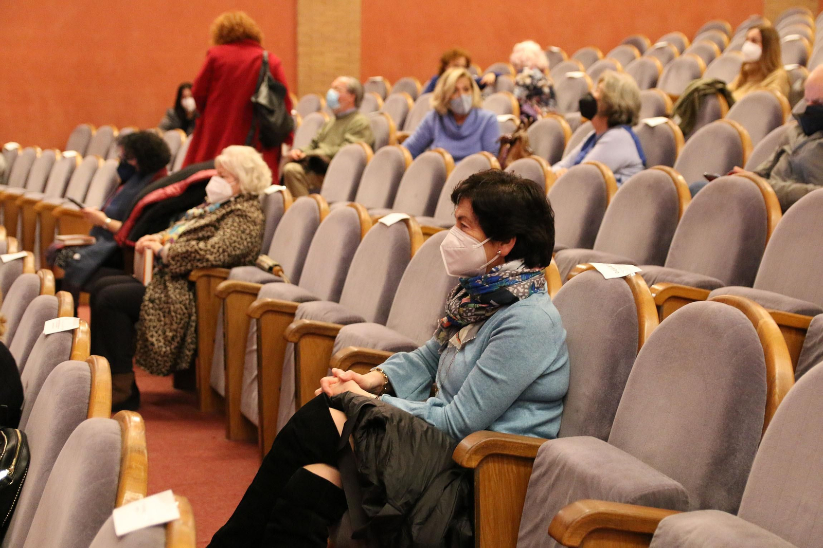 Fotogalería Diario de los Libros, con Marta Robles y su obra 'Pasiones carnales'