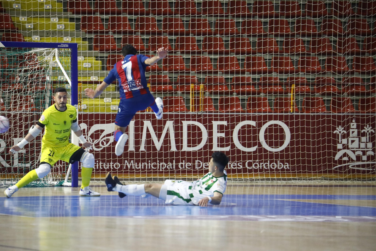 Las imágenes de la remontada del Córdoba Futsal ante el Levante