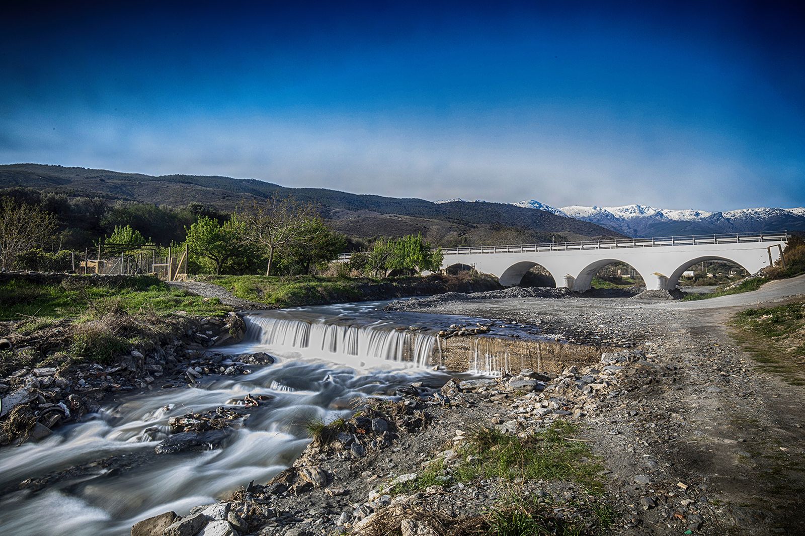 ‘Puente de seda’ de Jesús García Jiménez, ha obtenido el primer premio del certamen.