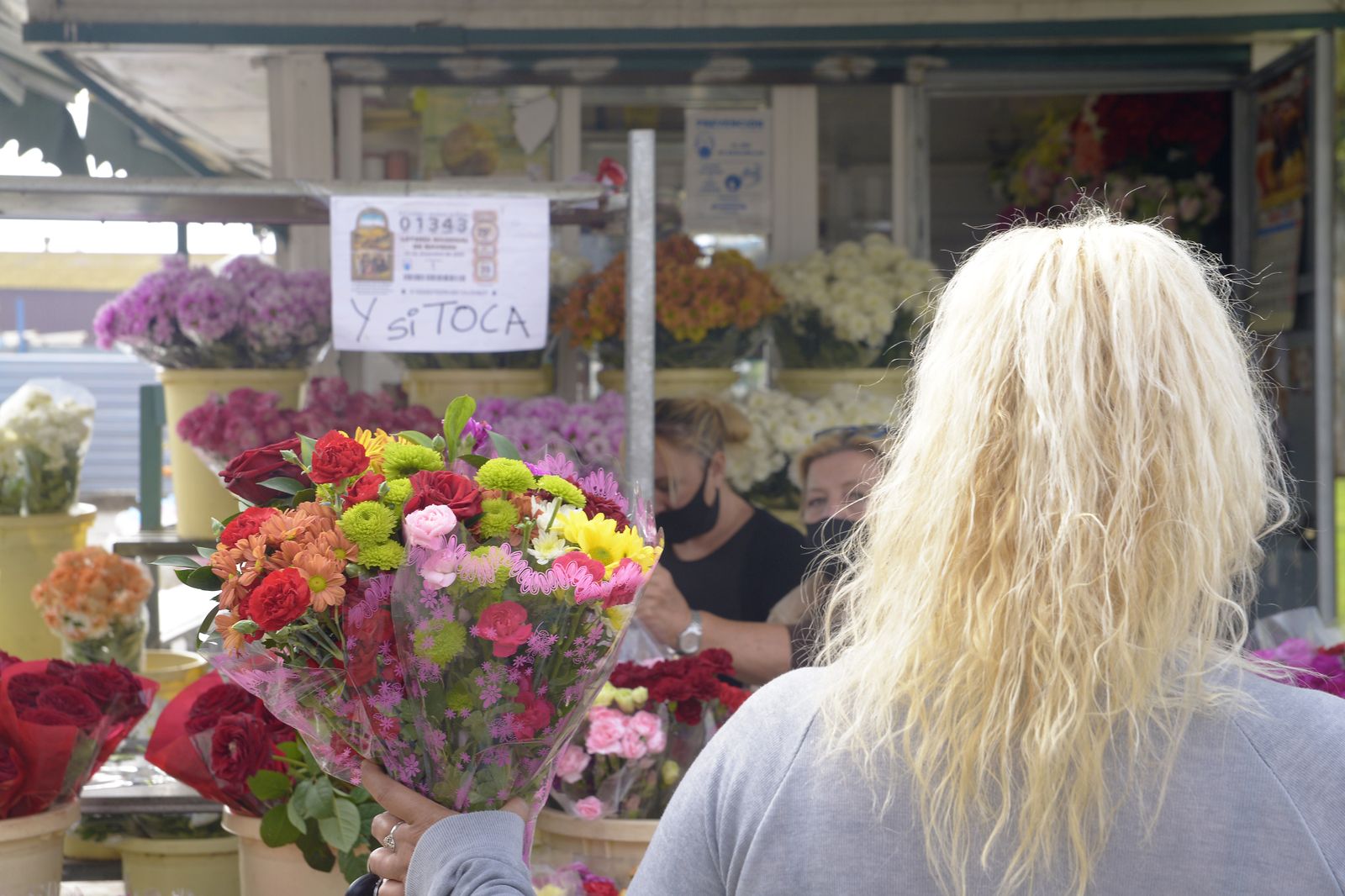 Fotos del cementario de La Línea en el día de los  difuntos