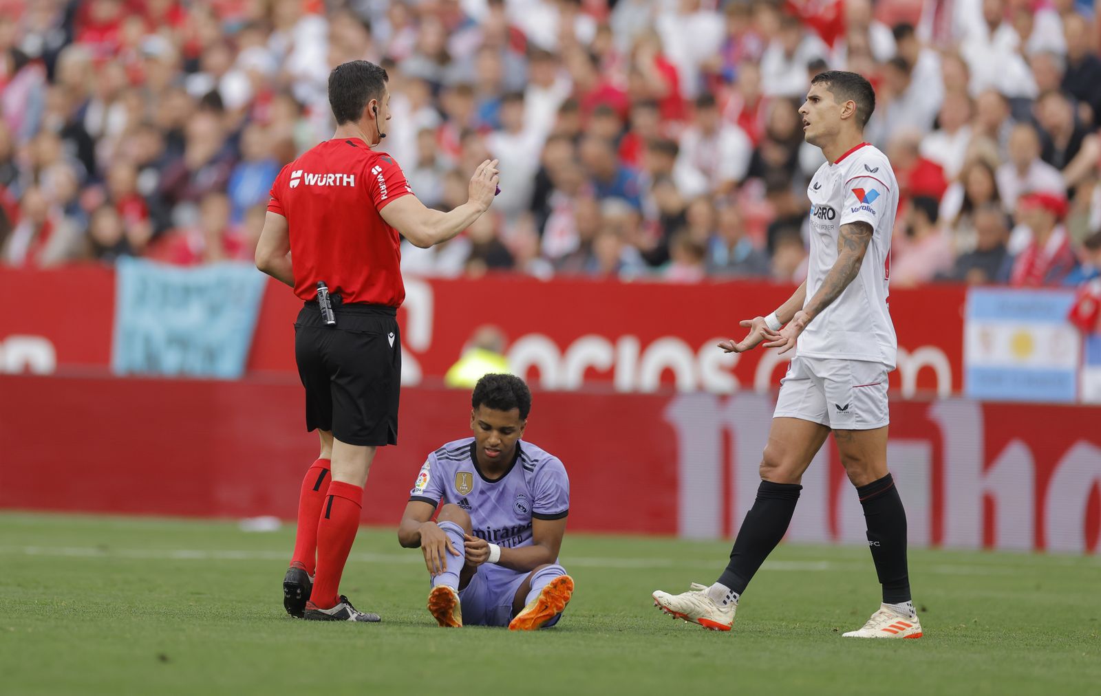 Búscate en las fotos del Sevilla-Madrid