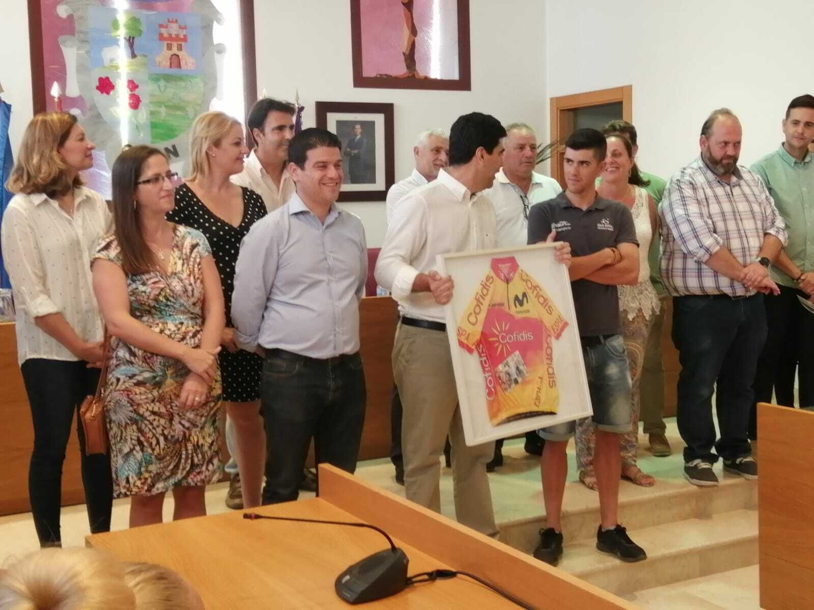 Recepción en Coín a Carmelo Urbano tras su título nacional sub 23