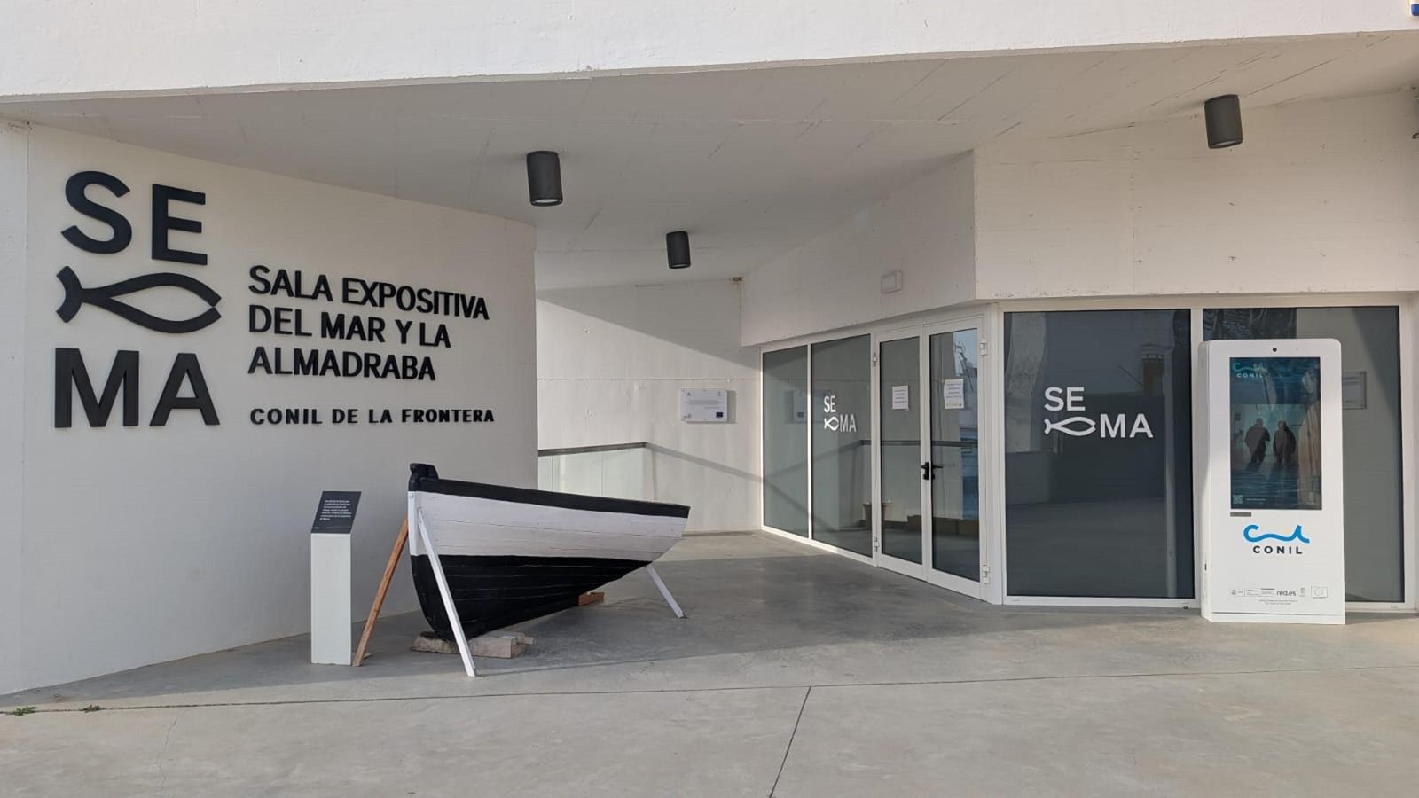 Entrada a la sala expositiva del mar y la almadraba.