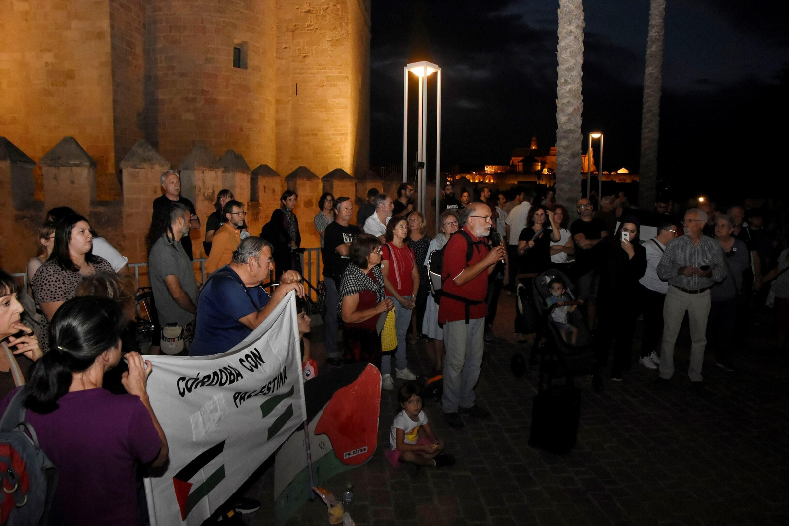La concentración de solidaridad con Palestina en Córdoba, en imágenes