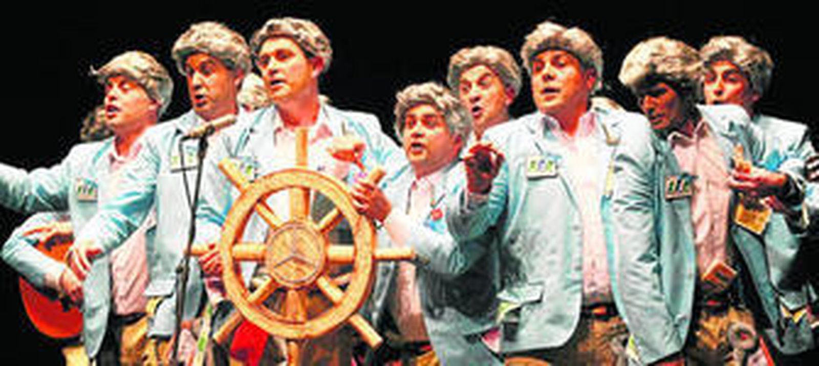 La chirigota '¡He vuelto!', primer premio en La Línea.