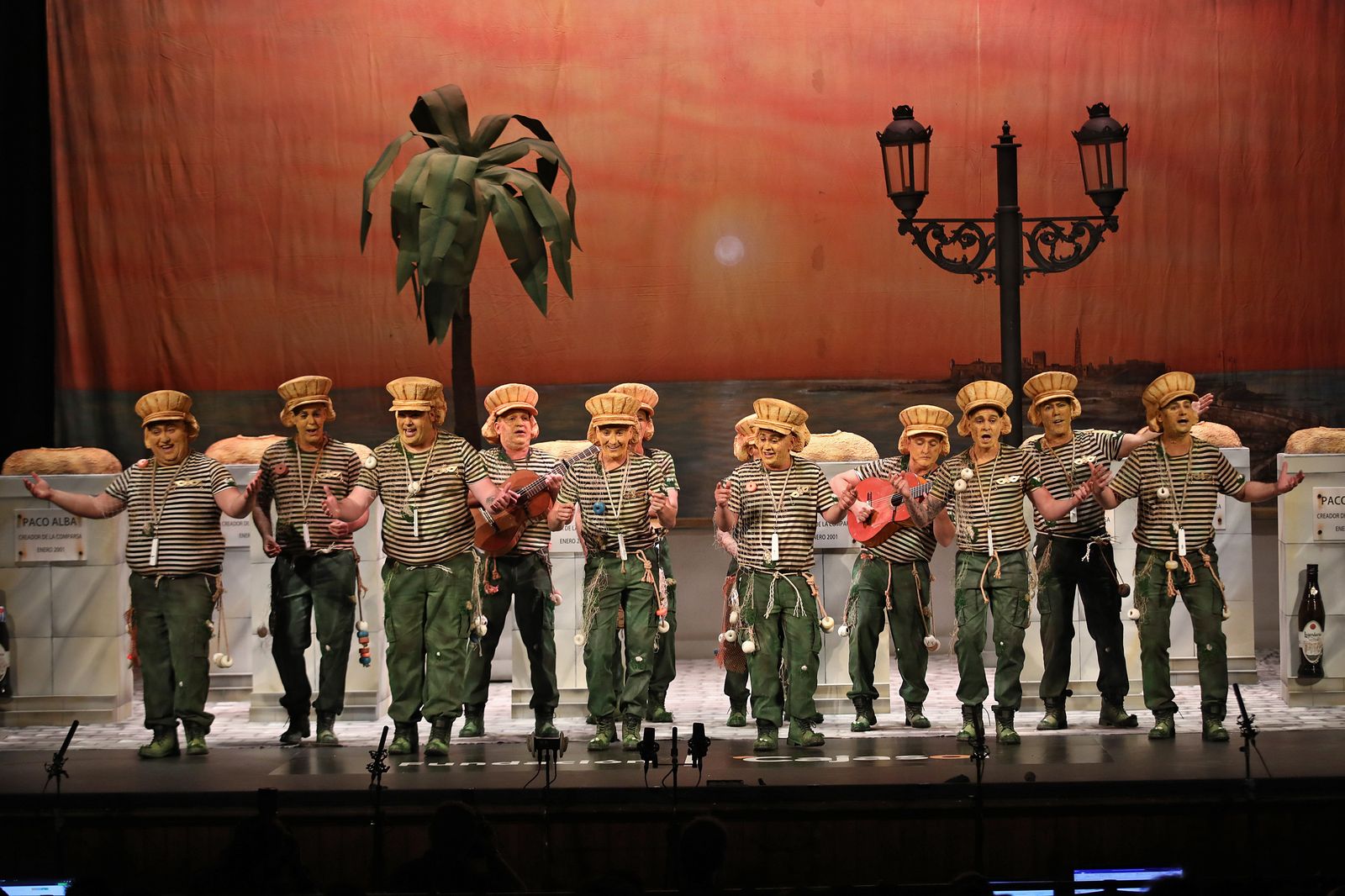 Chirigota 'Aquí huele a verdín'