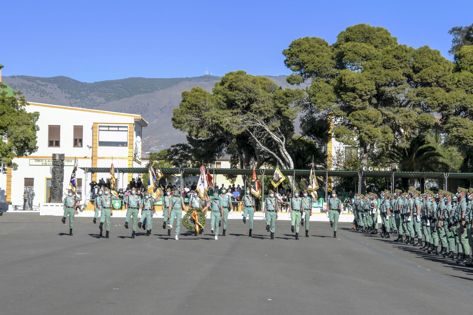 Formación de la Brigada de La Legión para conmemorar el día de la Inmaculada Concepción