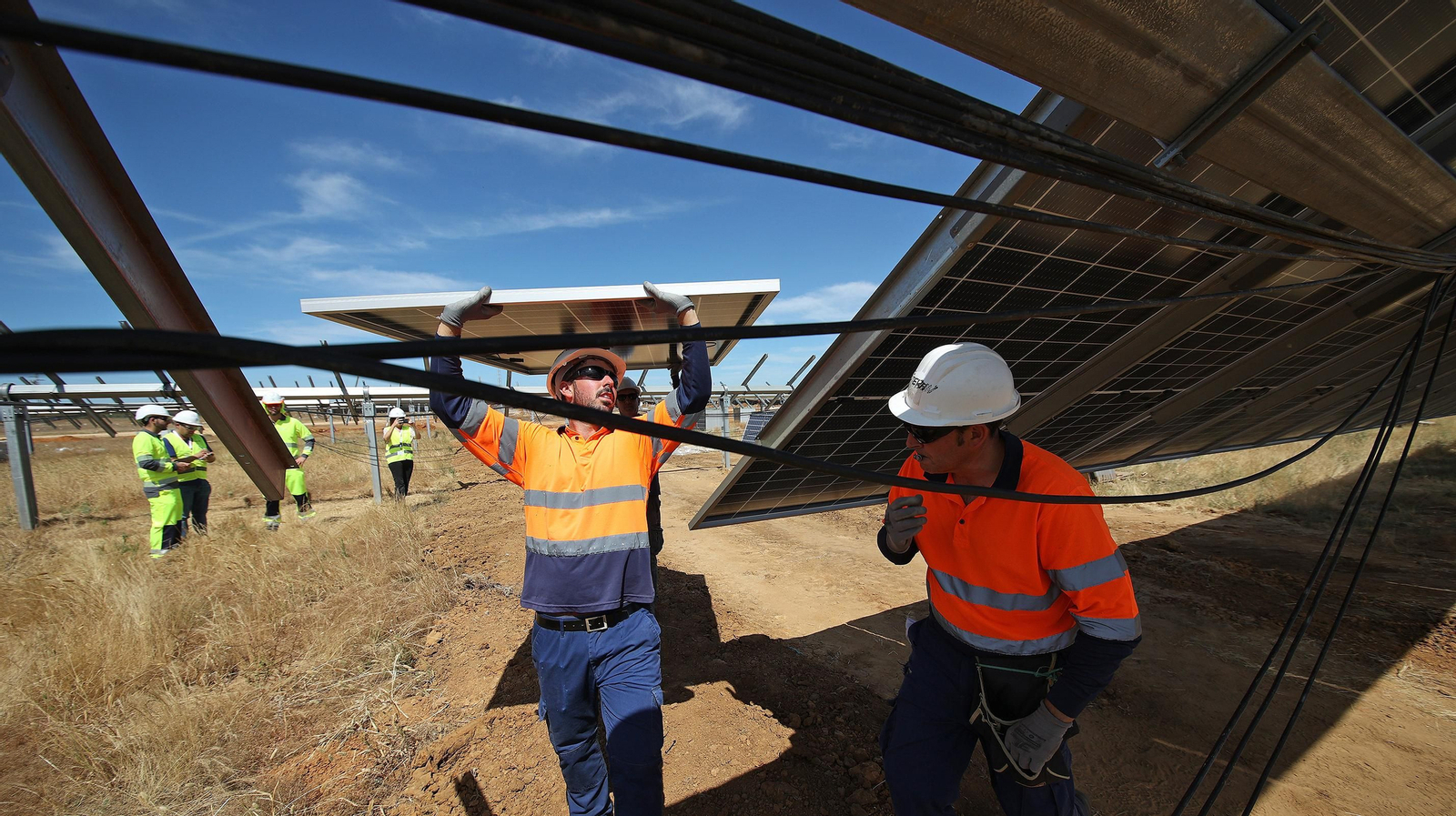 Imágenes de la planta fotovoltaica de la empresa noruega Statkraft en la finca Malabrigo