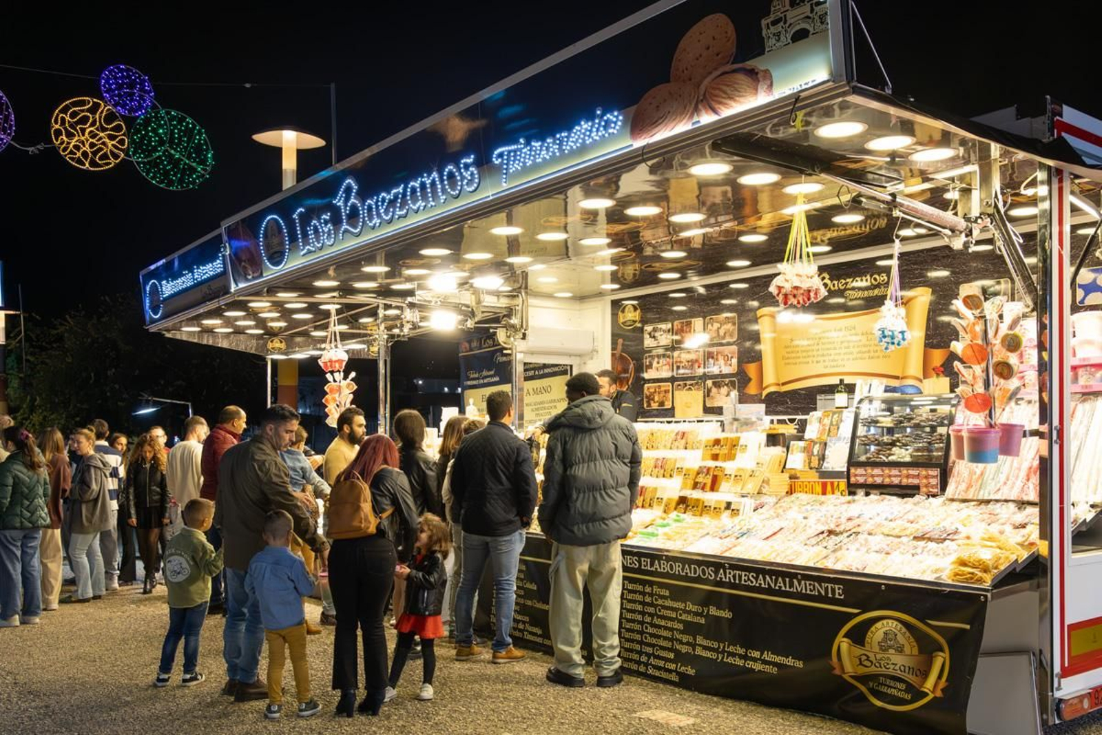 Feria de San Lucas por la noche, en imágenes