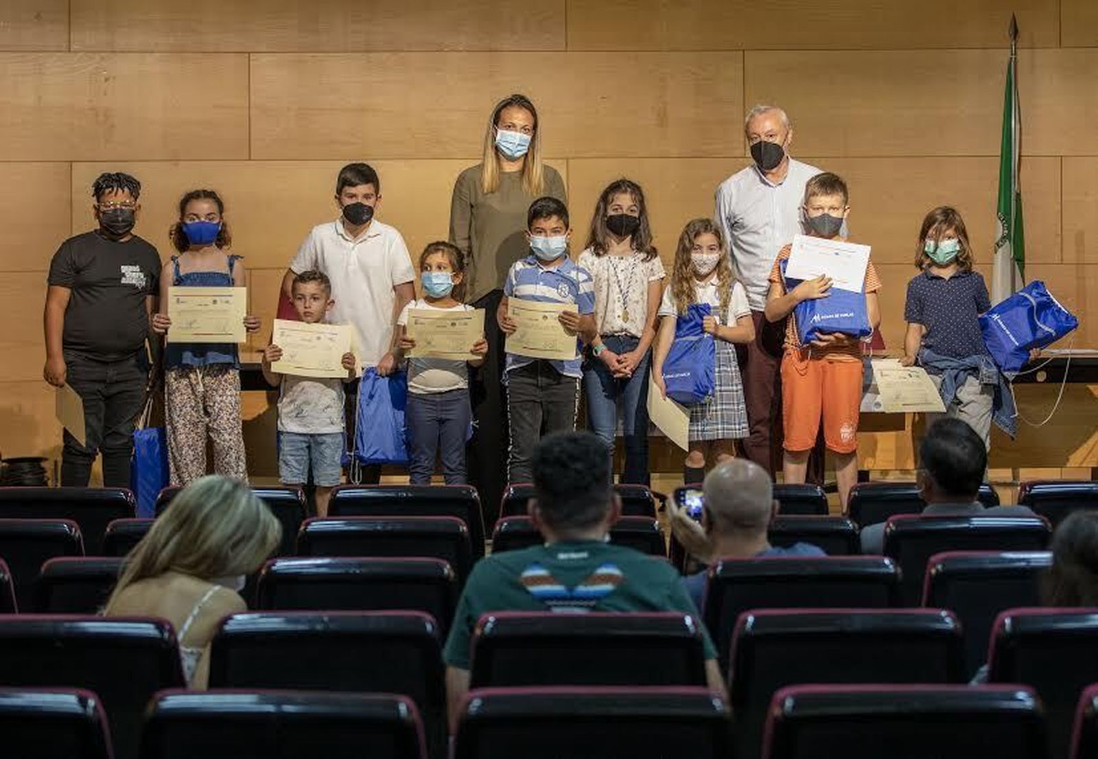 Los escolares ganadores de los premios Atados
